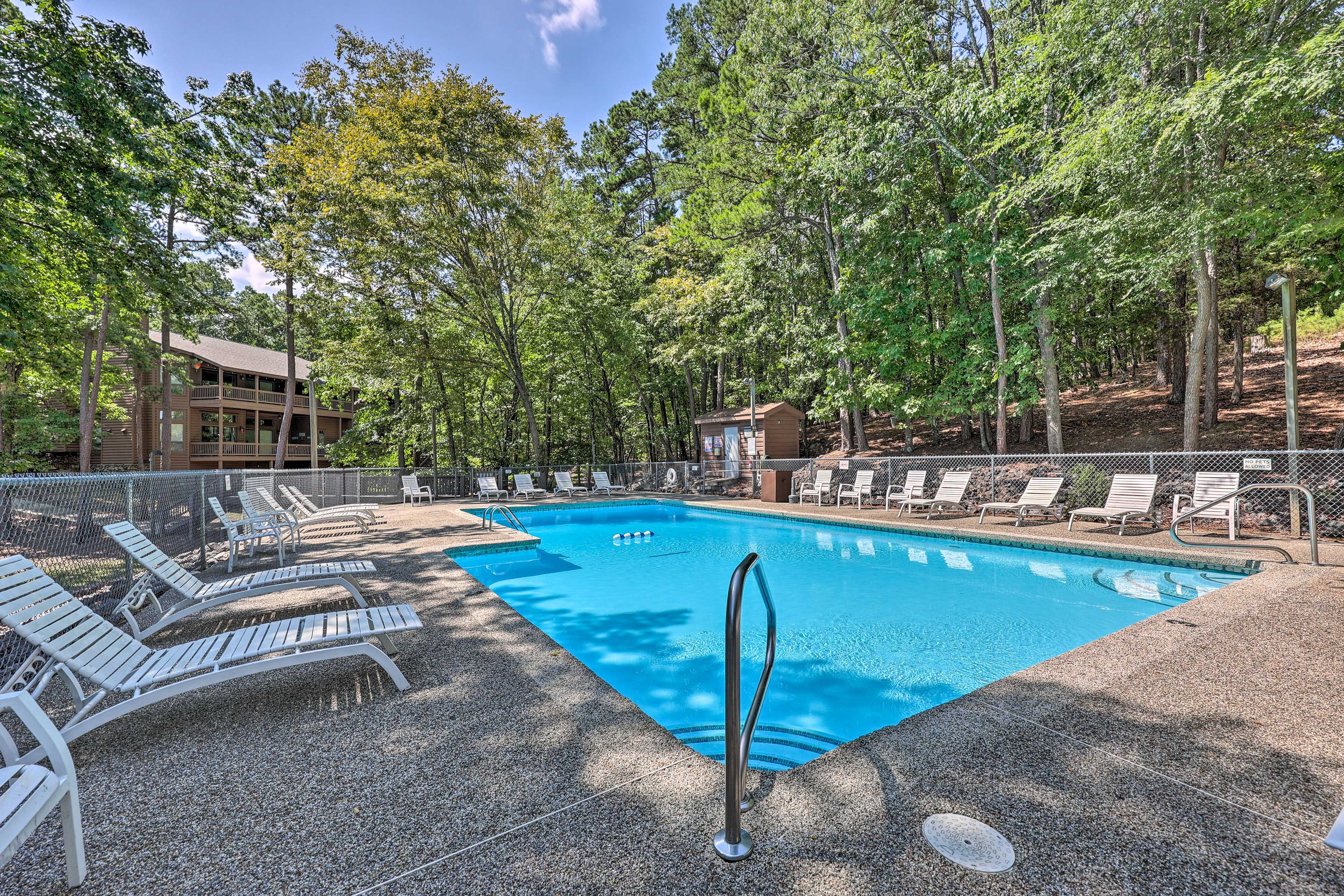 Mountain Harbor Community Amenities | Outdoor Pool | Sundeck