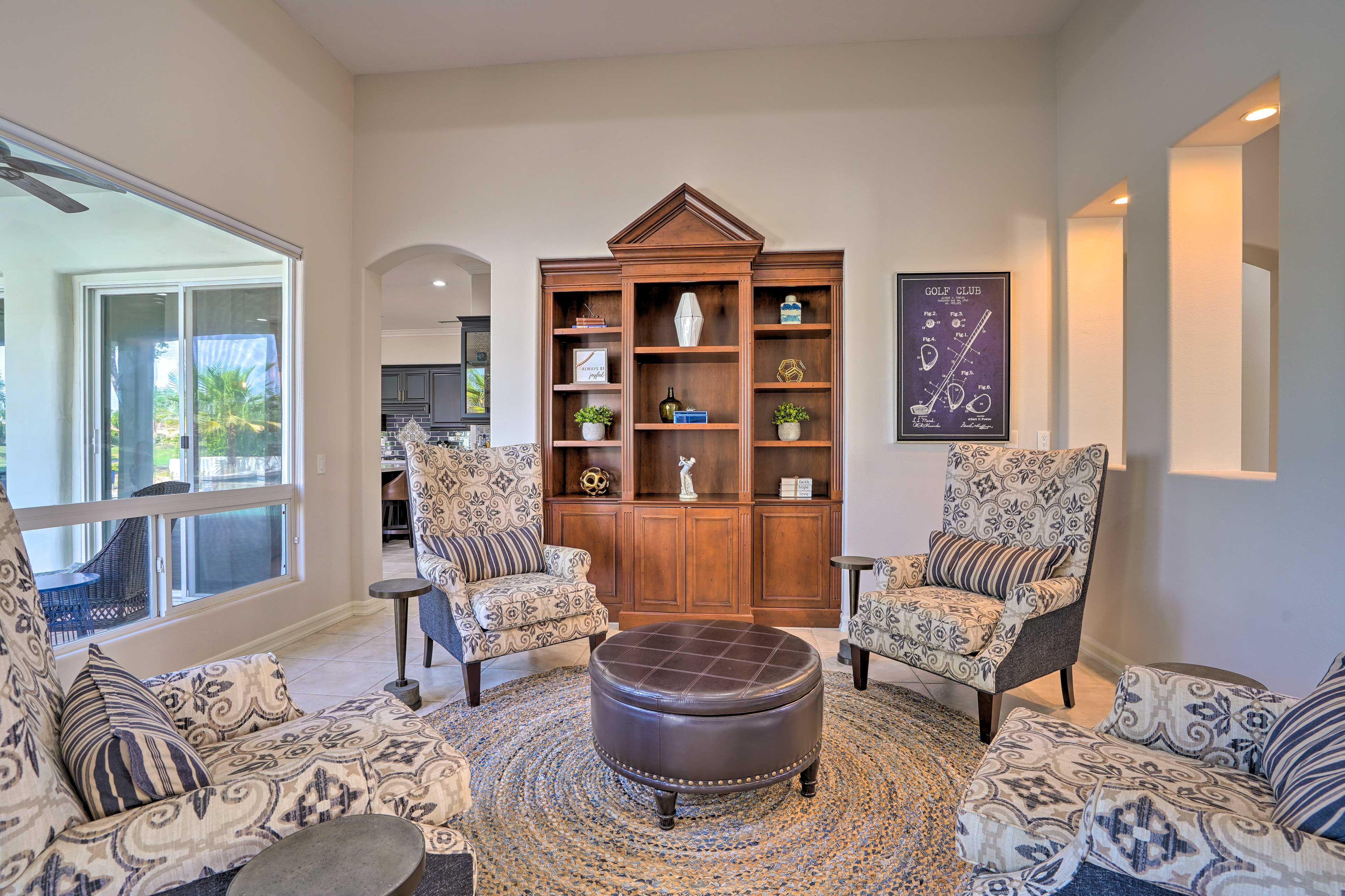 Family Room | Seating | Ceiling Fans