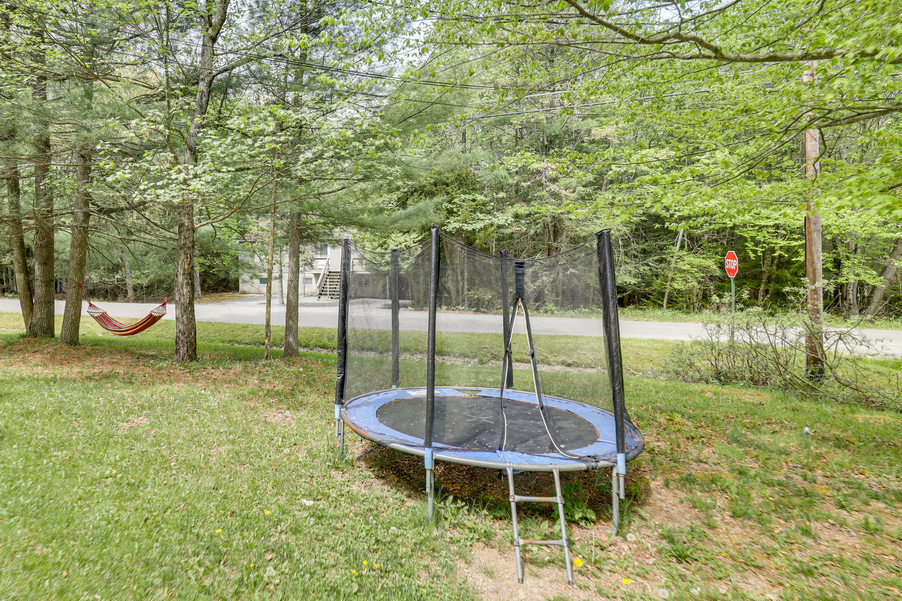 Trampoline