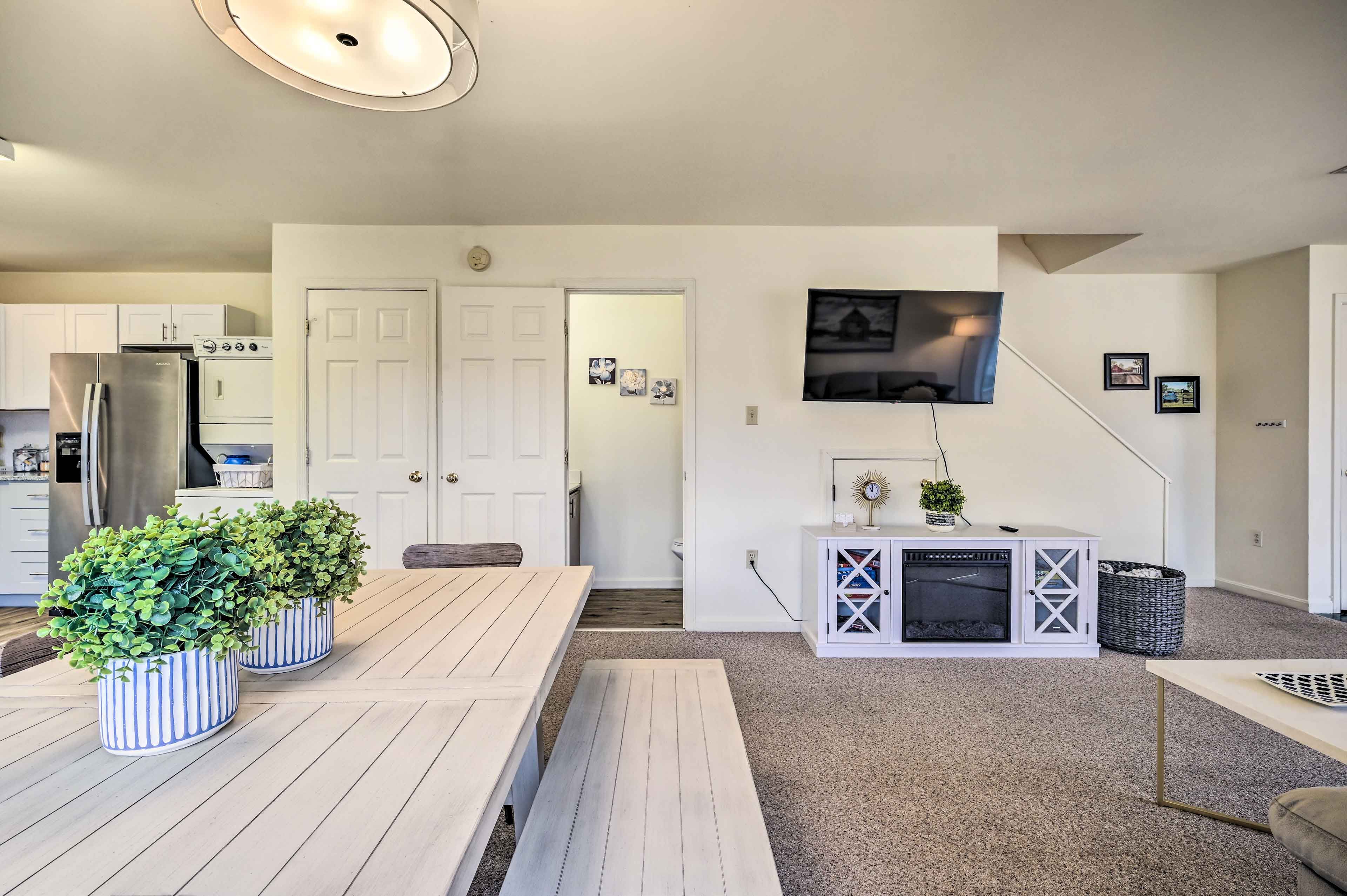 Dining Area | 1st Floor
