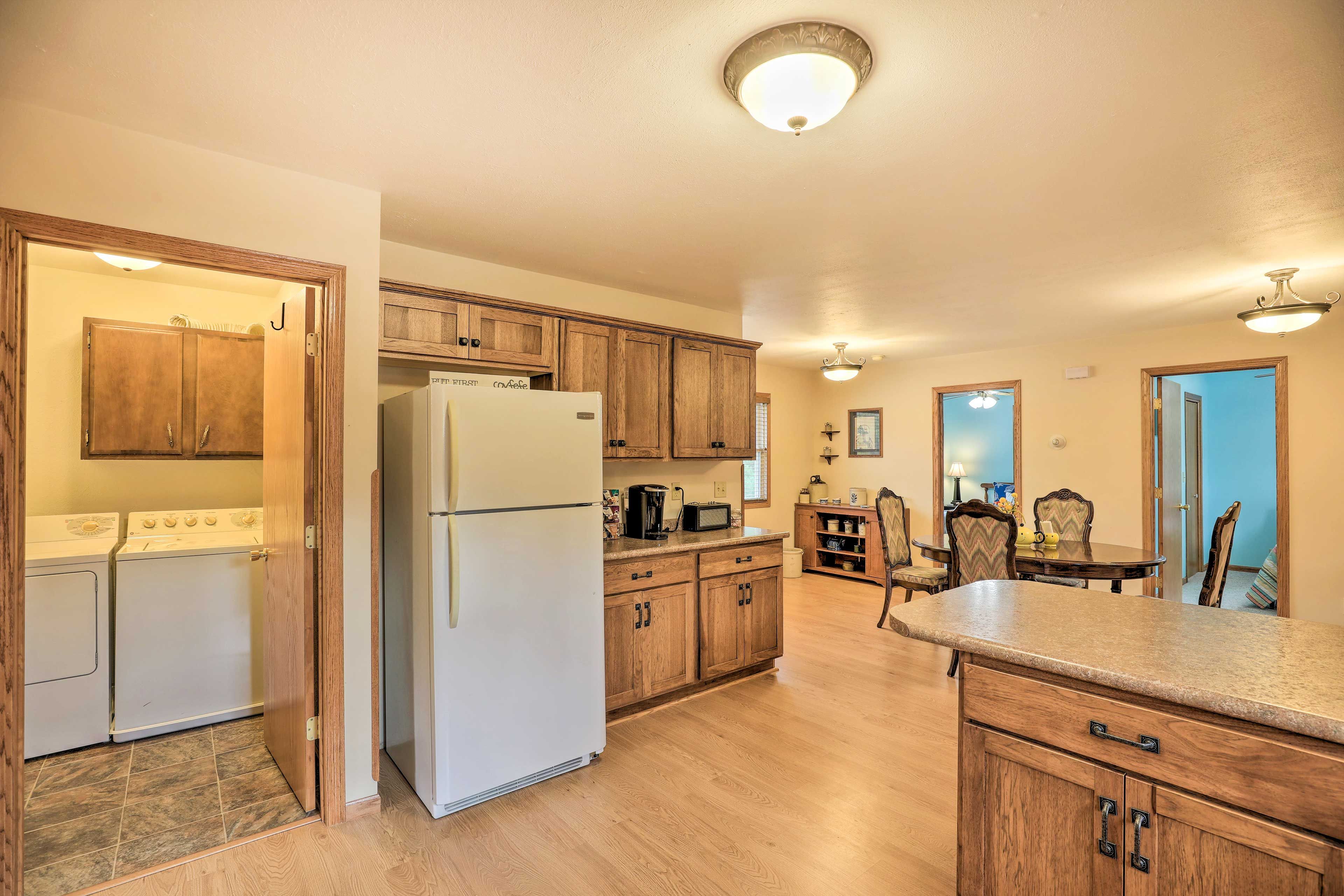 Kitchen | Main Floor | In-Unit Laundry
