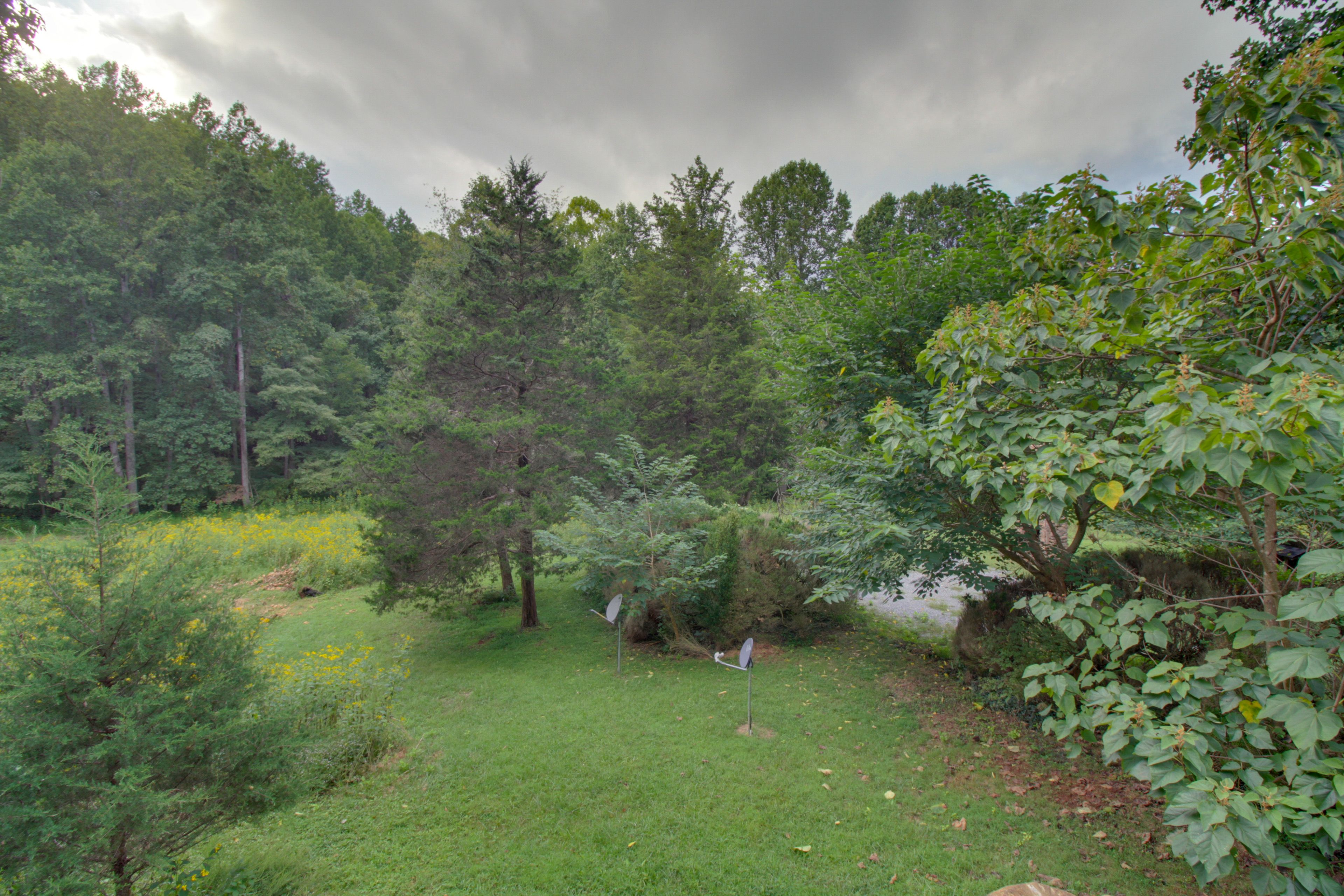 Yard Area | Outdoor Seating | Fire Pit