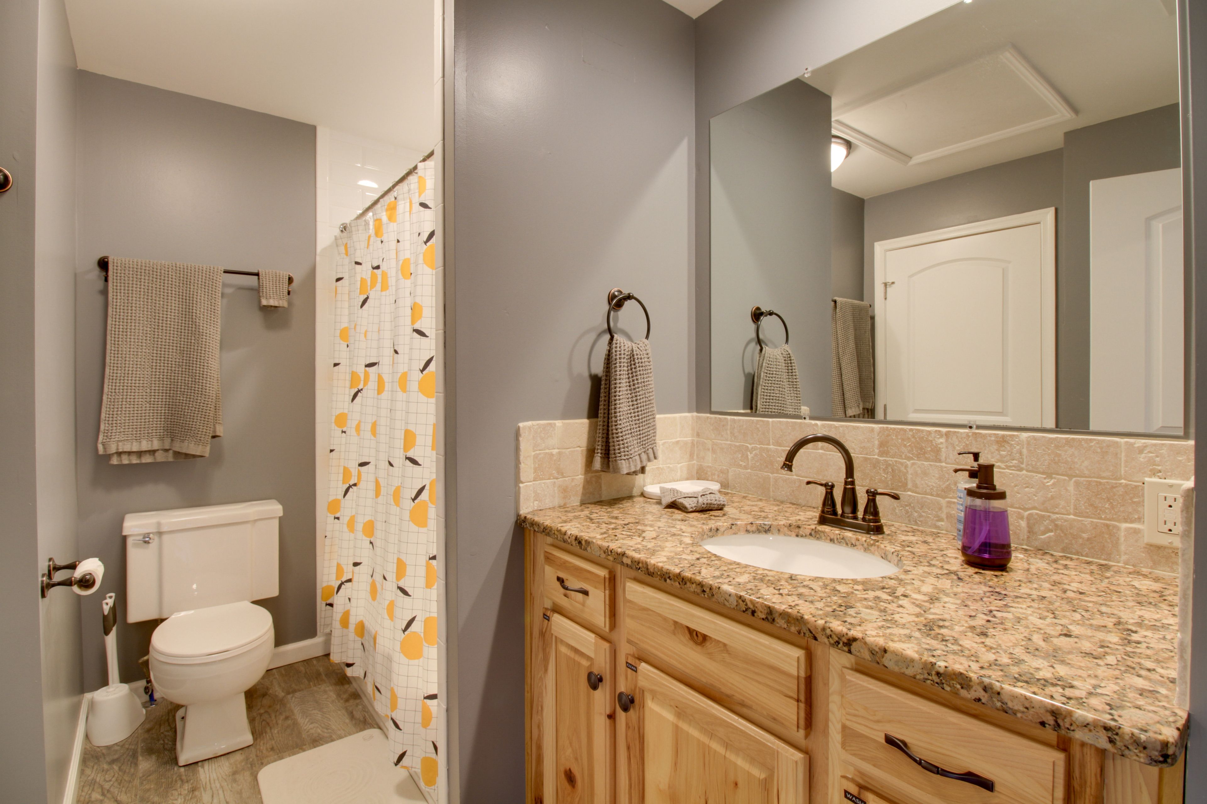 Full Bathroom