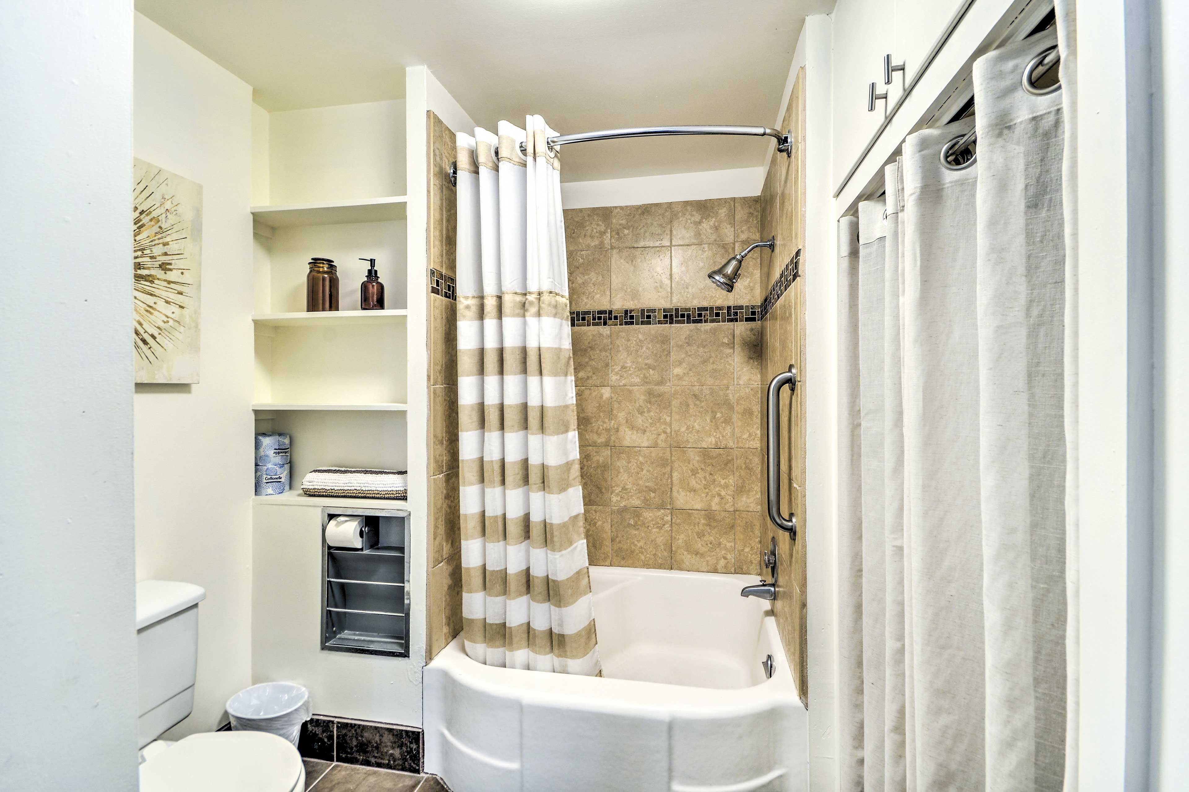 Full Bathroom