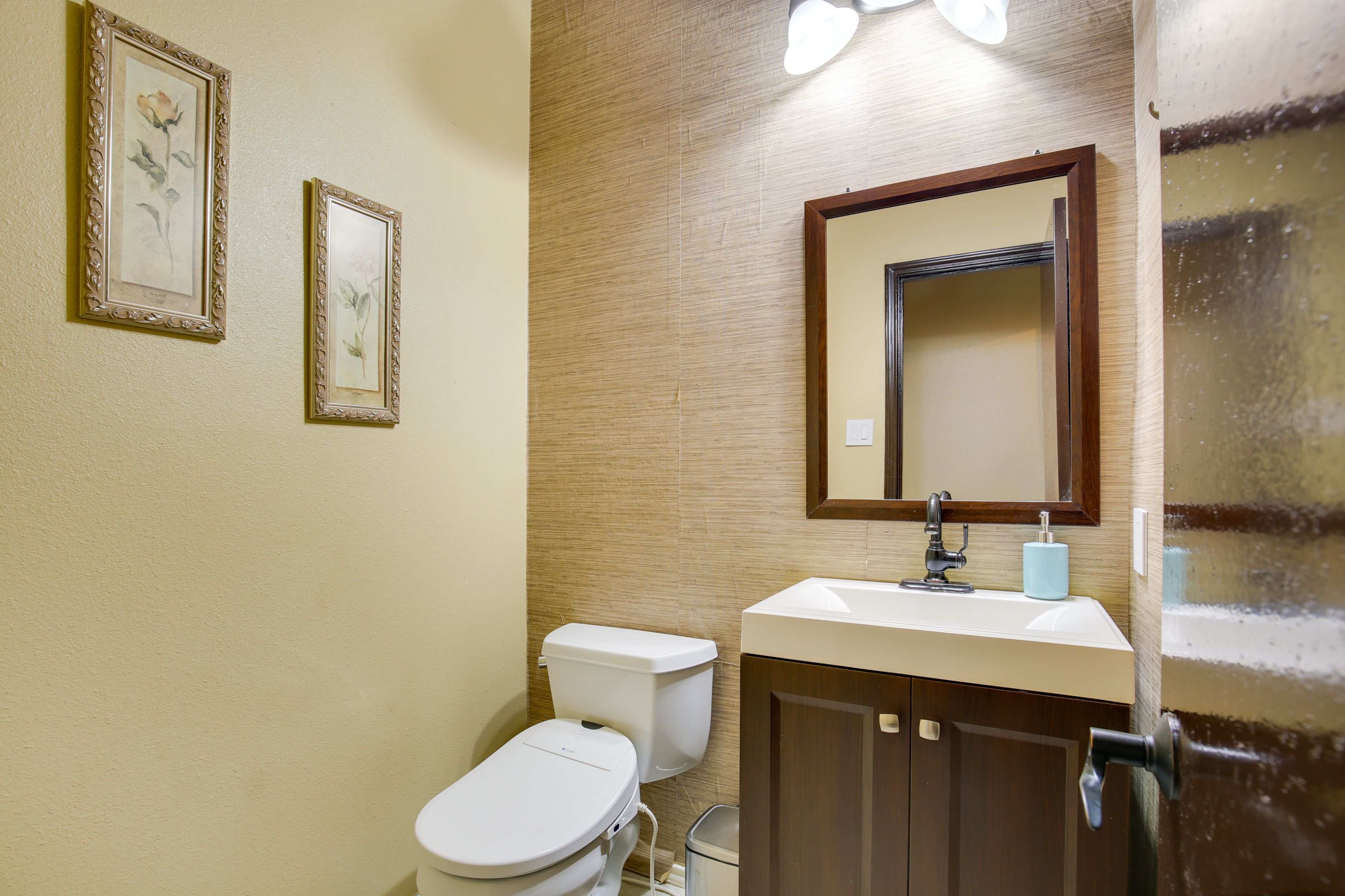 Half Bathroom | 1st Floor