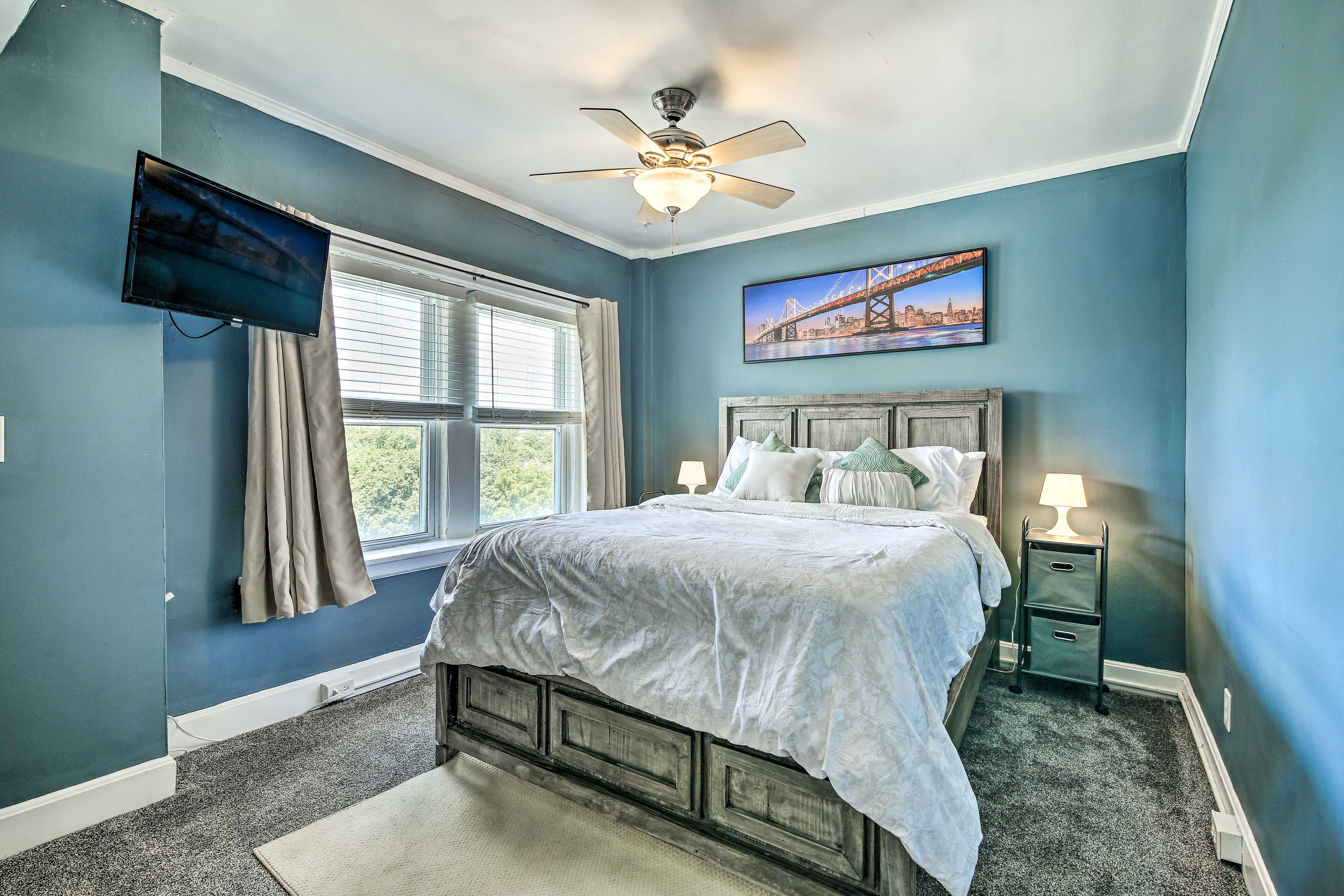 Bedroom 2 | Queen Bed | Central Heating | Linens Provided