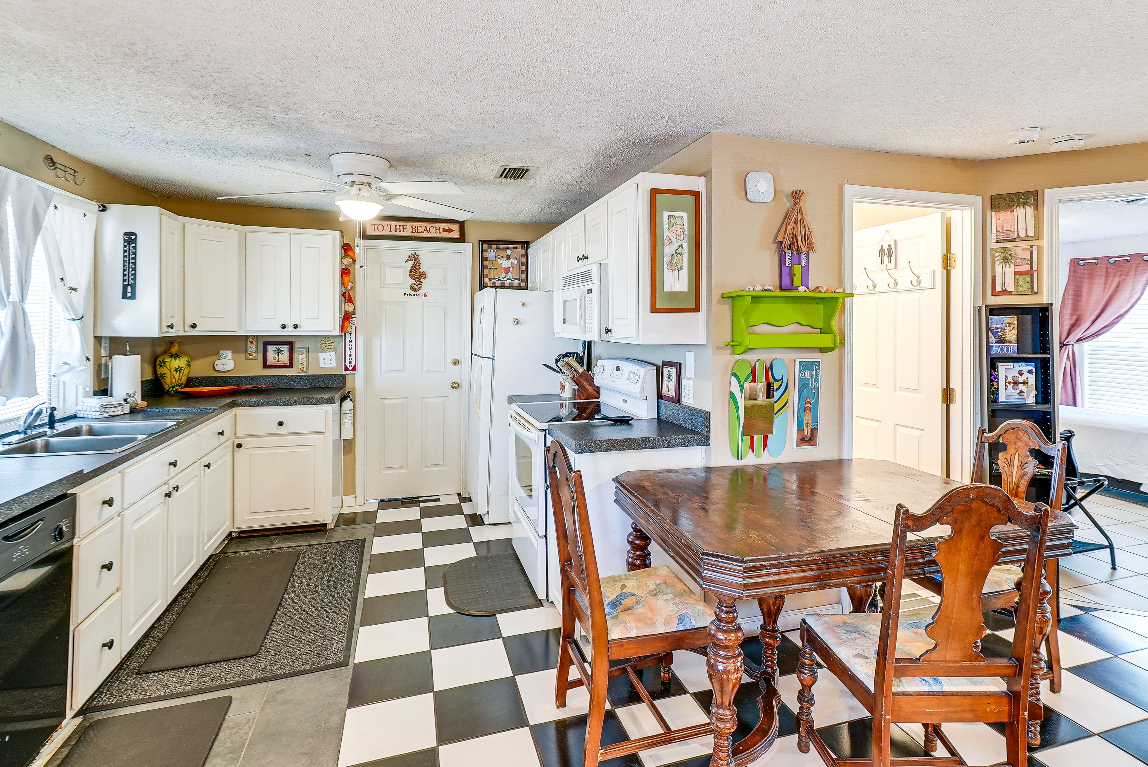 Kitchen | Coffee Maker | Cooking Basics | Single-Story Home