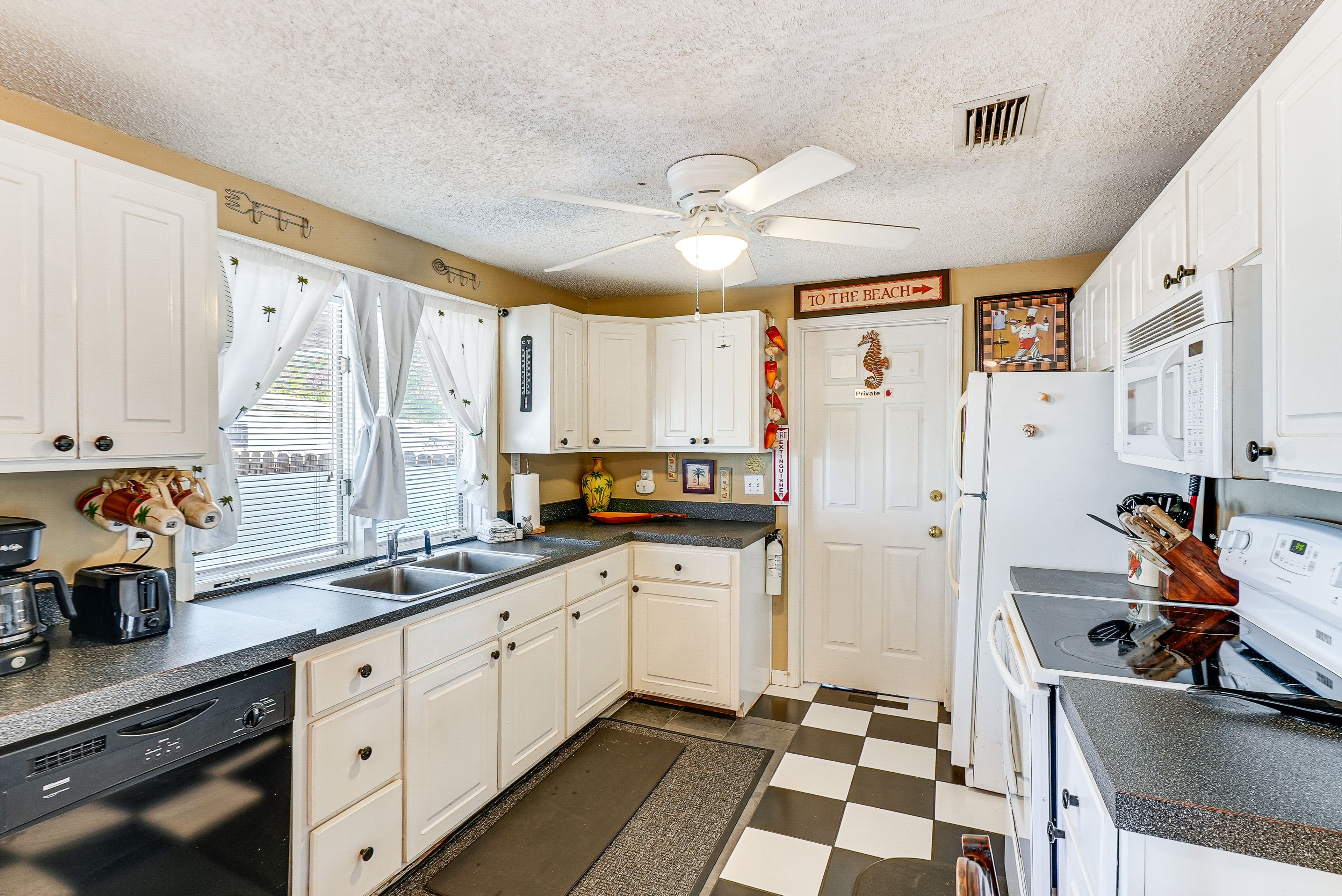 Kitchen | Coffee Maker | Cooking Basics