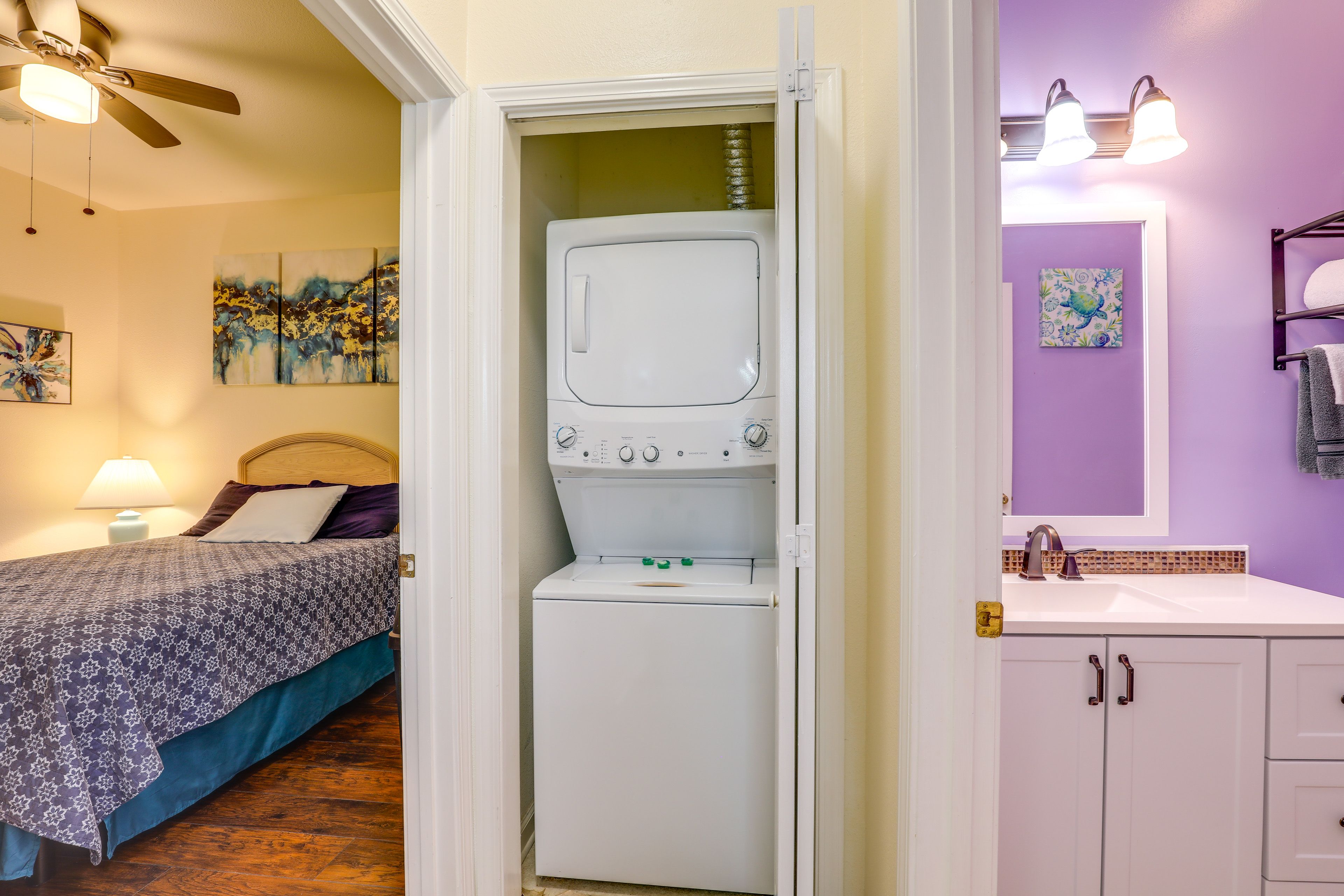 En-Suite Bathroom | Washer & Dryer