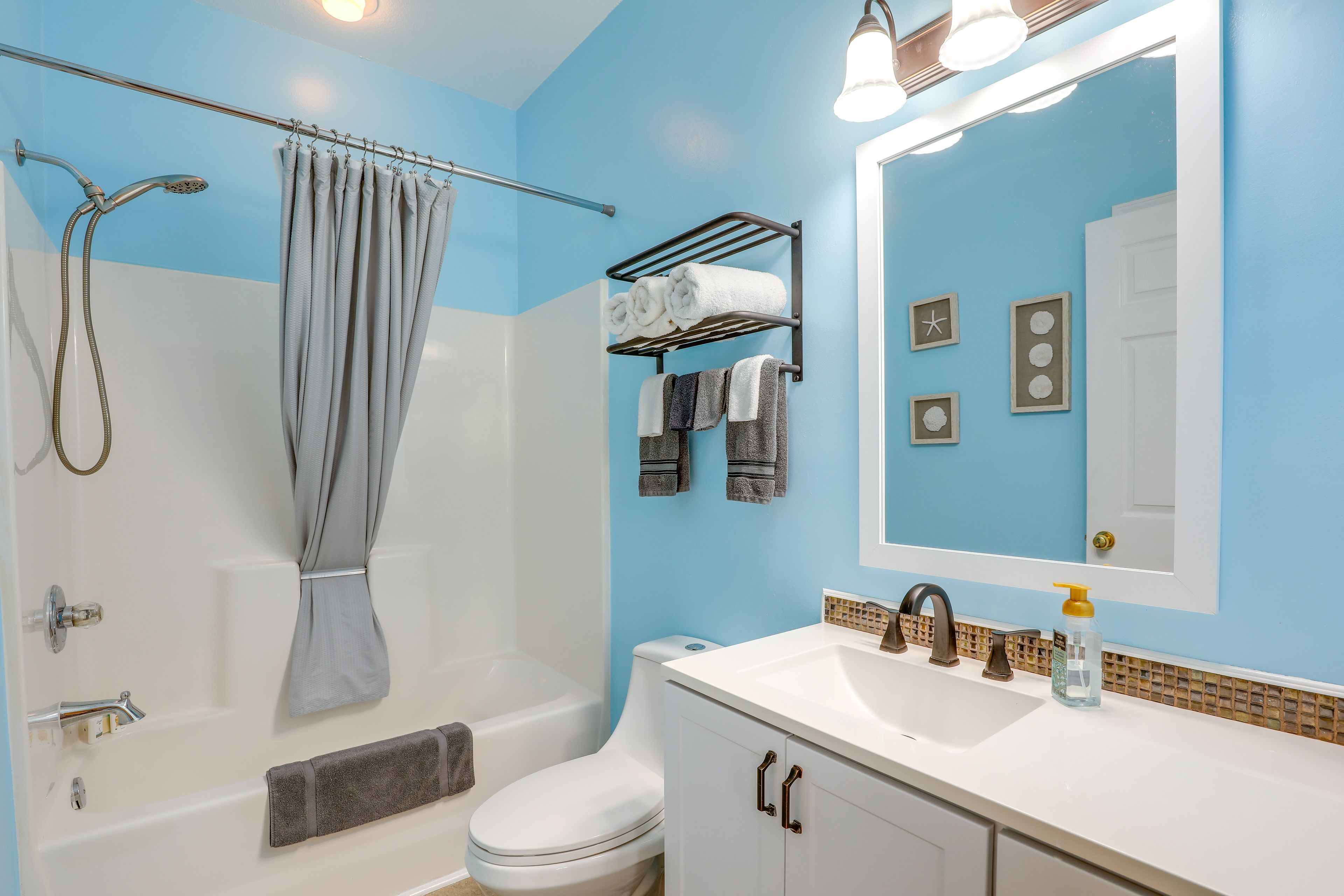 En-Suite Bathroom