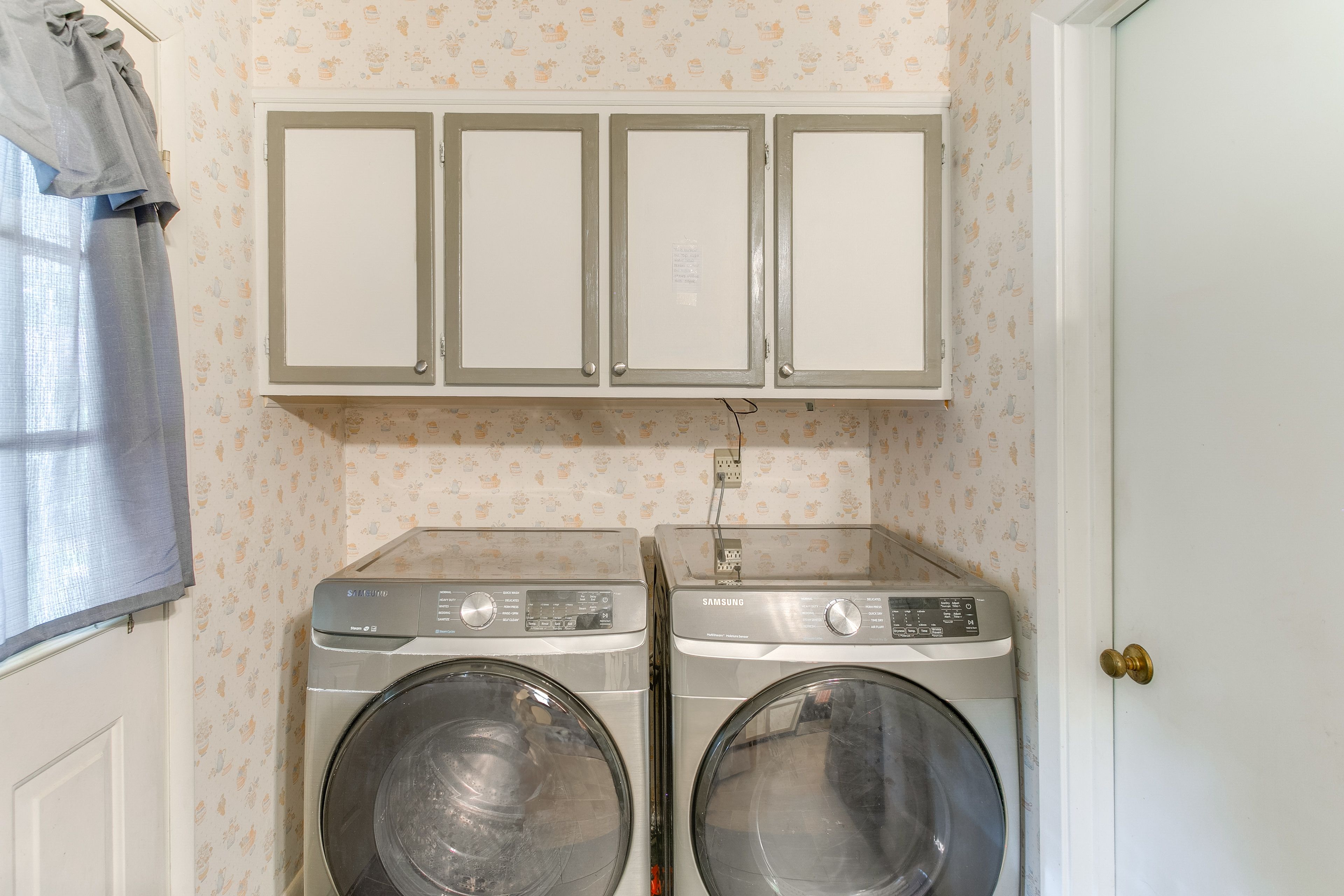 Laundry Area