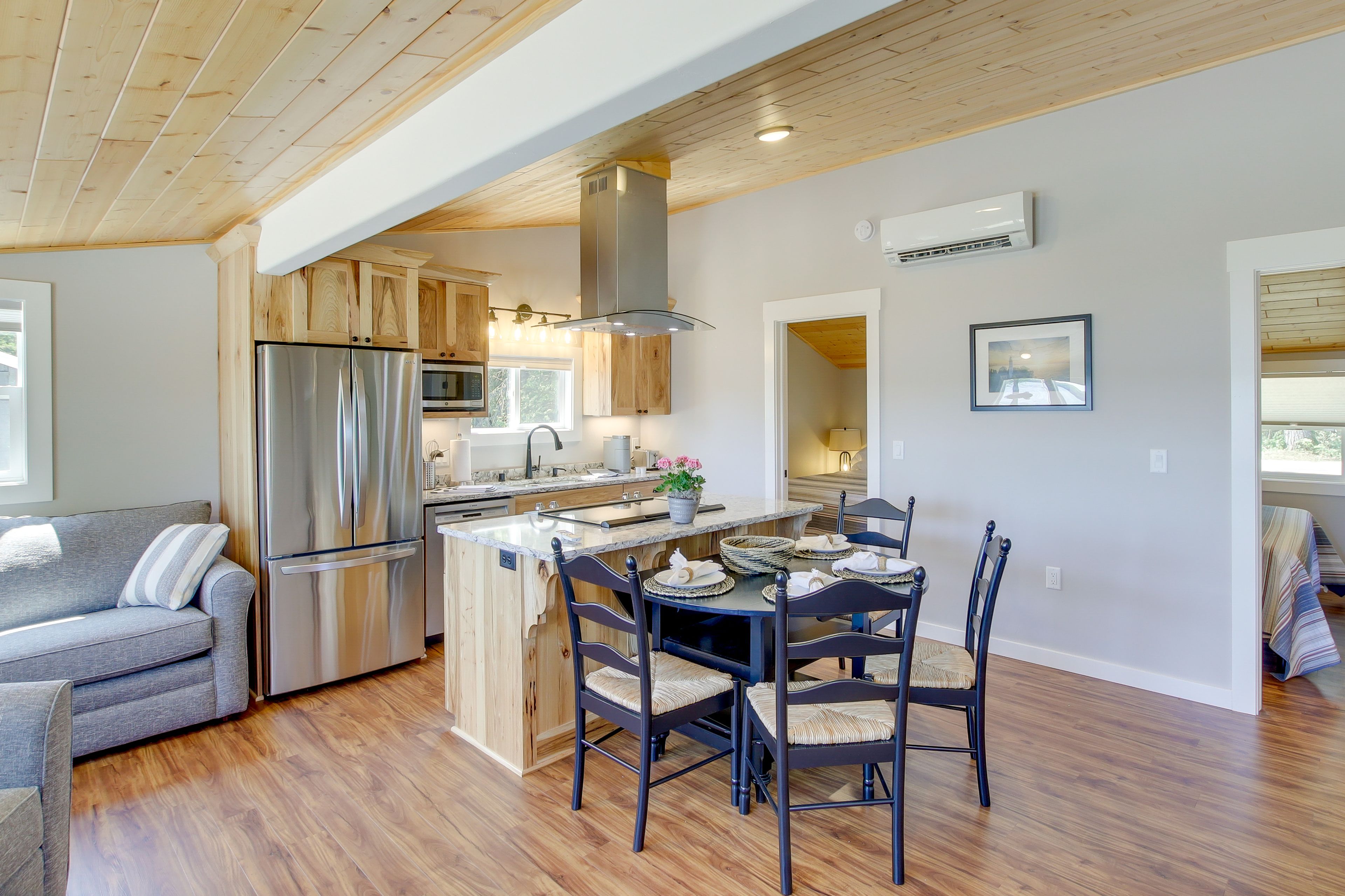 Dining Room | Fully Equipped Kitchen | Cooking Basics