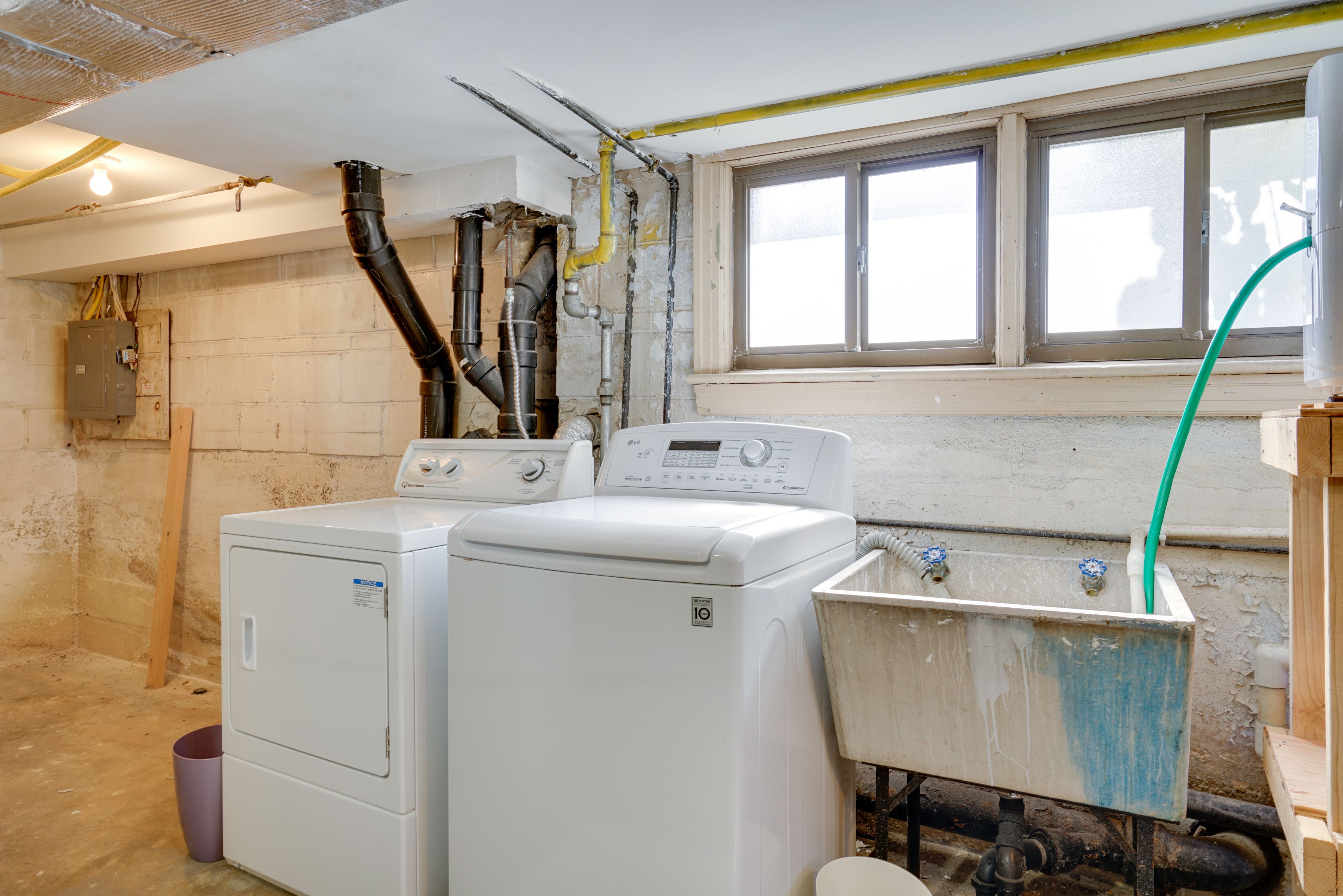 Washer & Dryer
