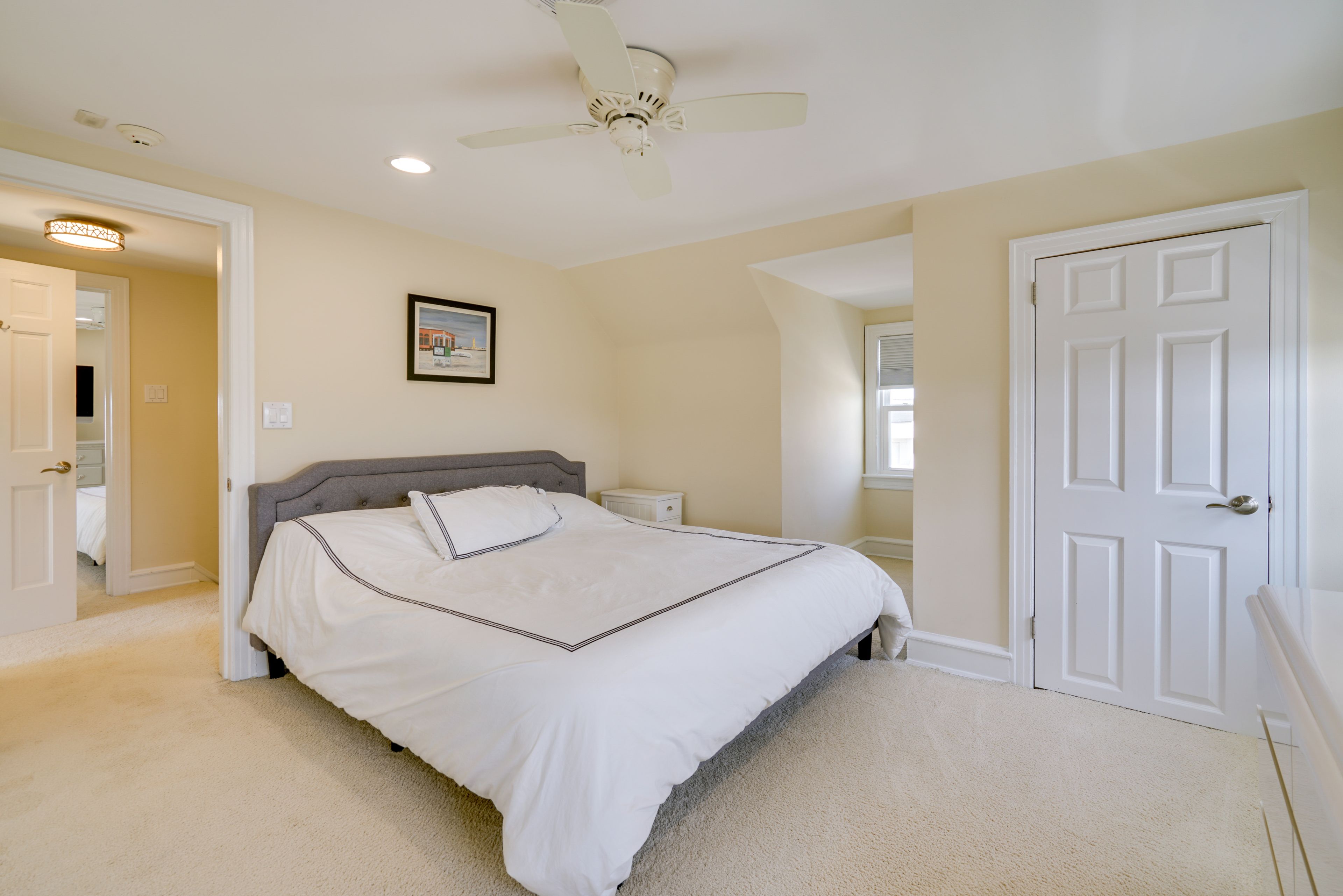 Bedroom 1 | 3rd Floor | King Bed | Smart TV w/ Cable | Crib | Linens Provided