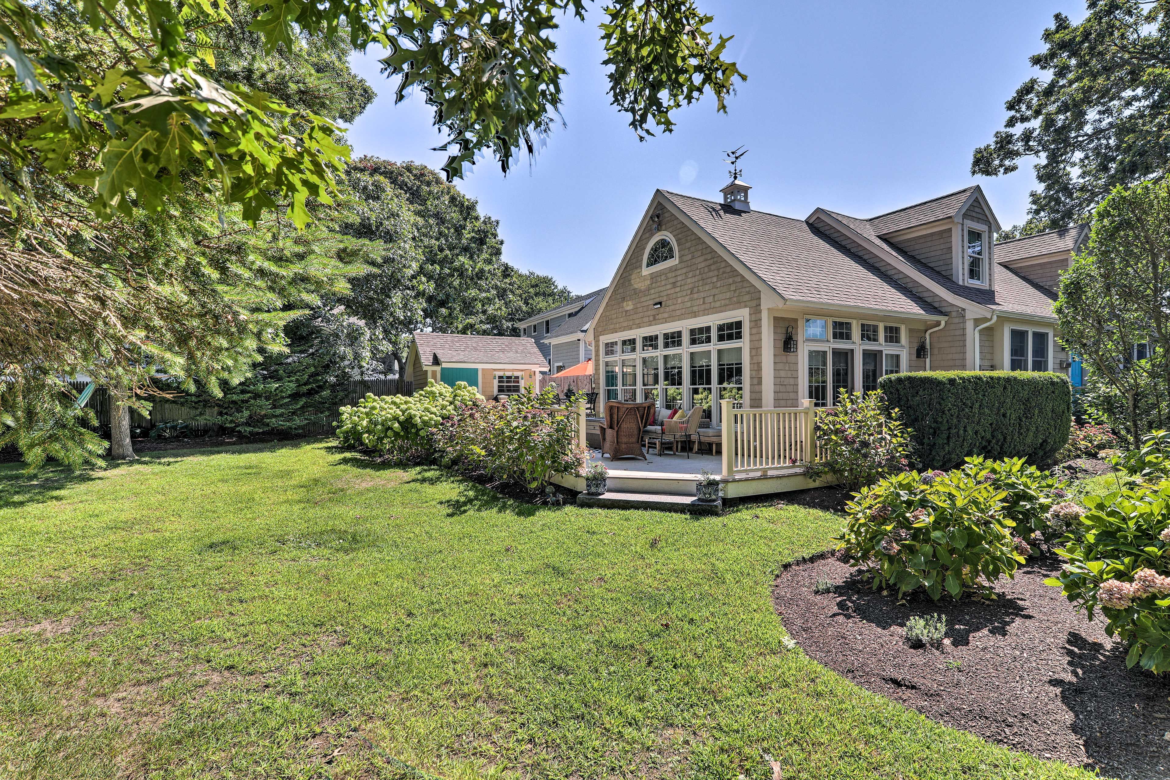 House Exterior | Entry Through Back Deck