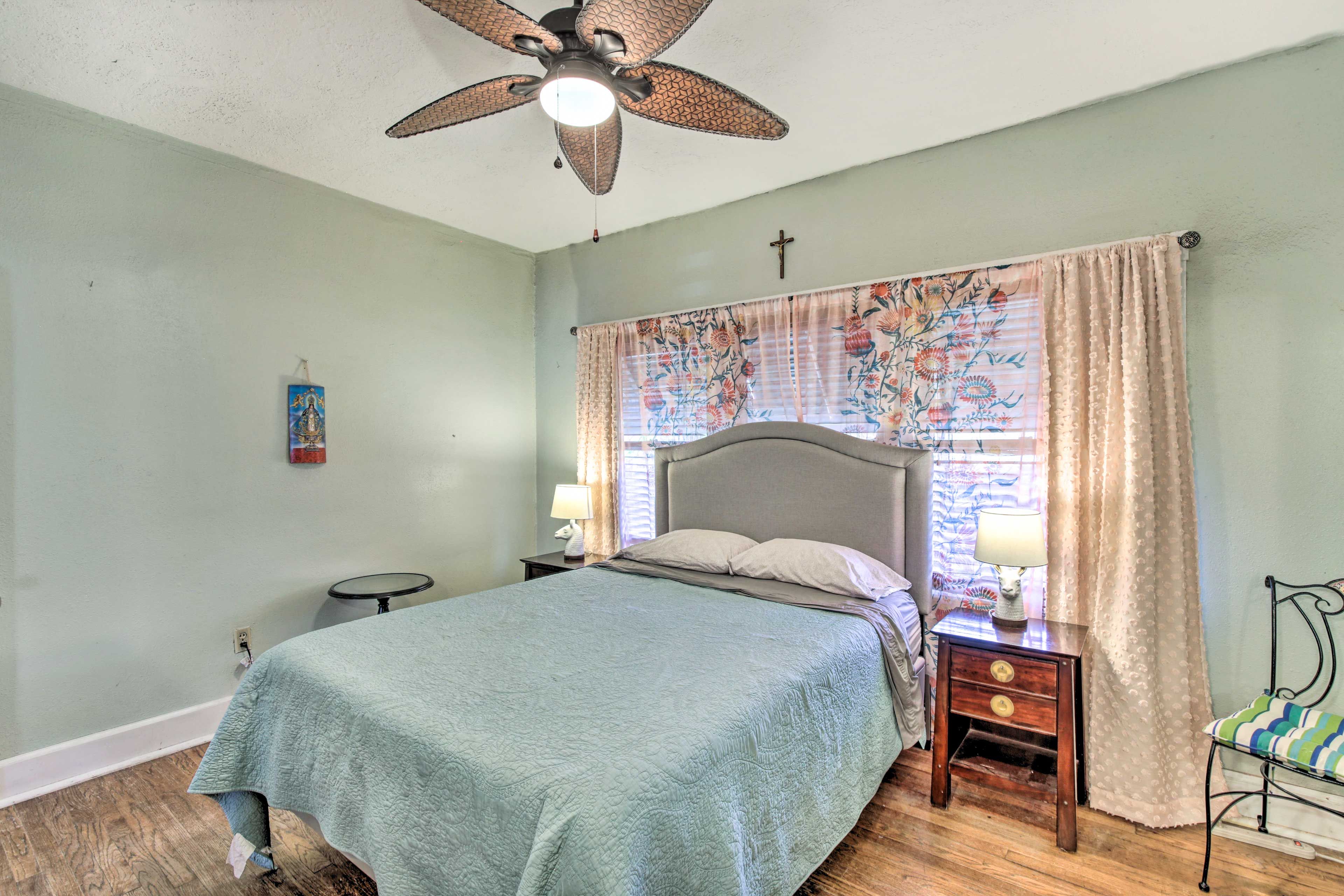 Bedroom 1 | Sleep Number Queen Bed | Linens Provided | Smart TV