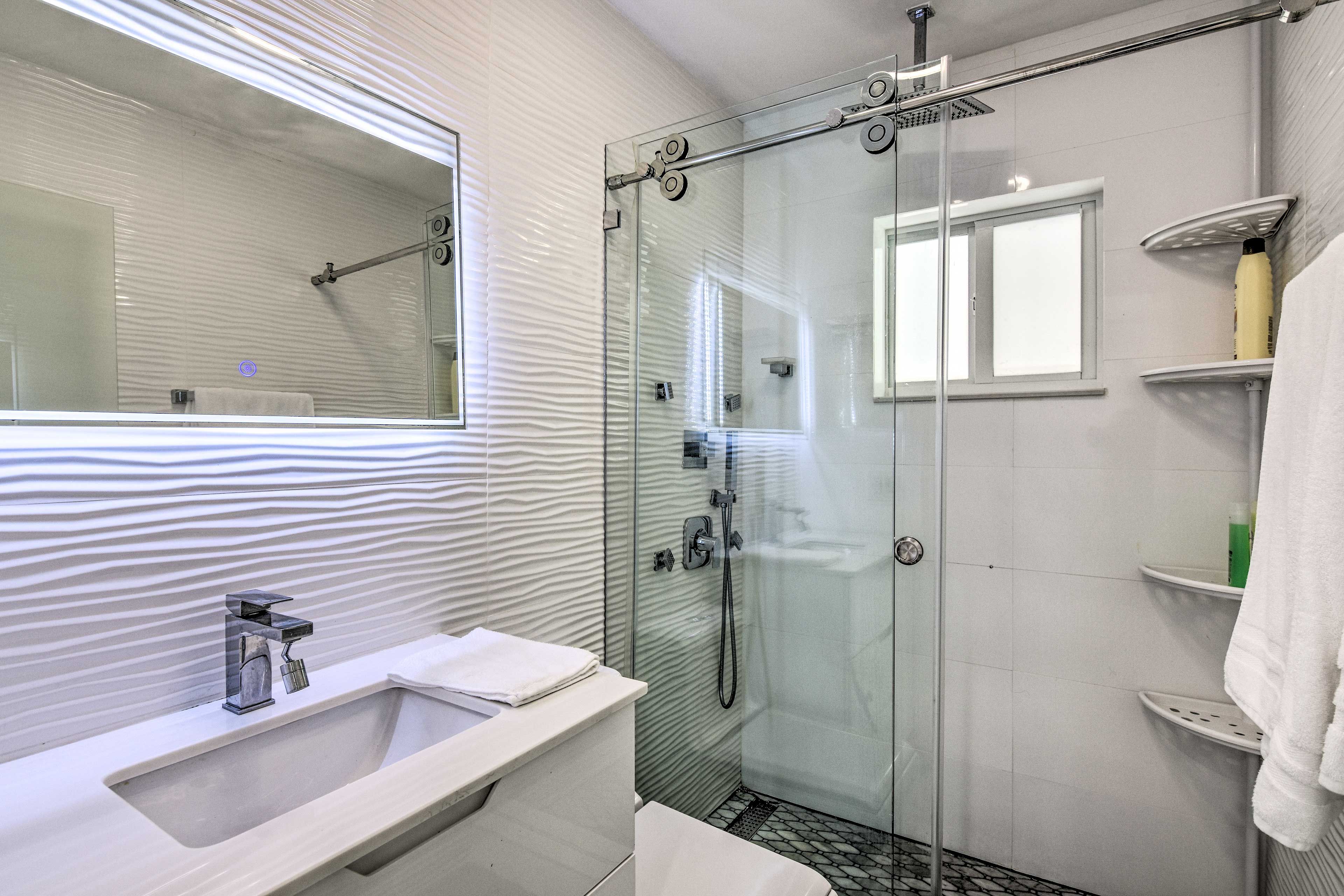 Bathroom | Towels Provided | Complimentary Toiletries