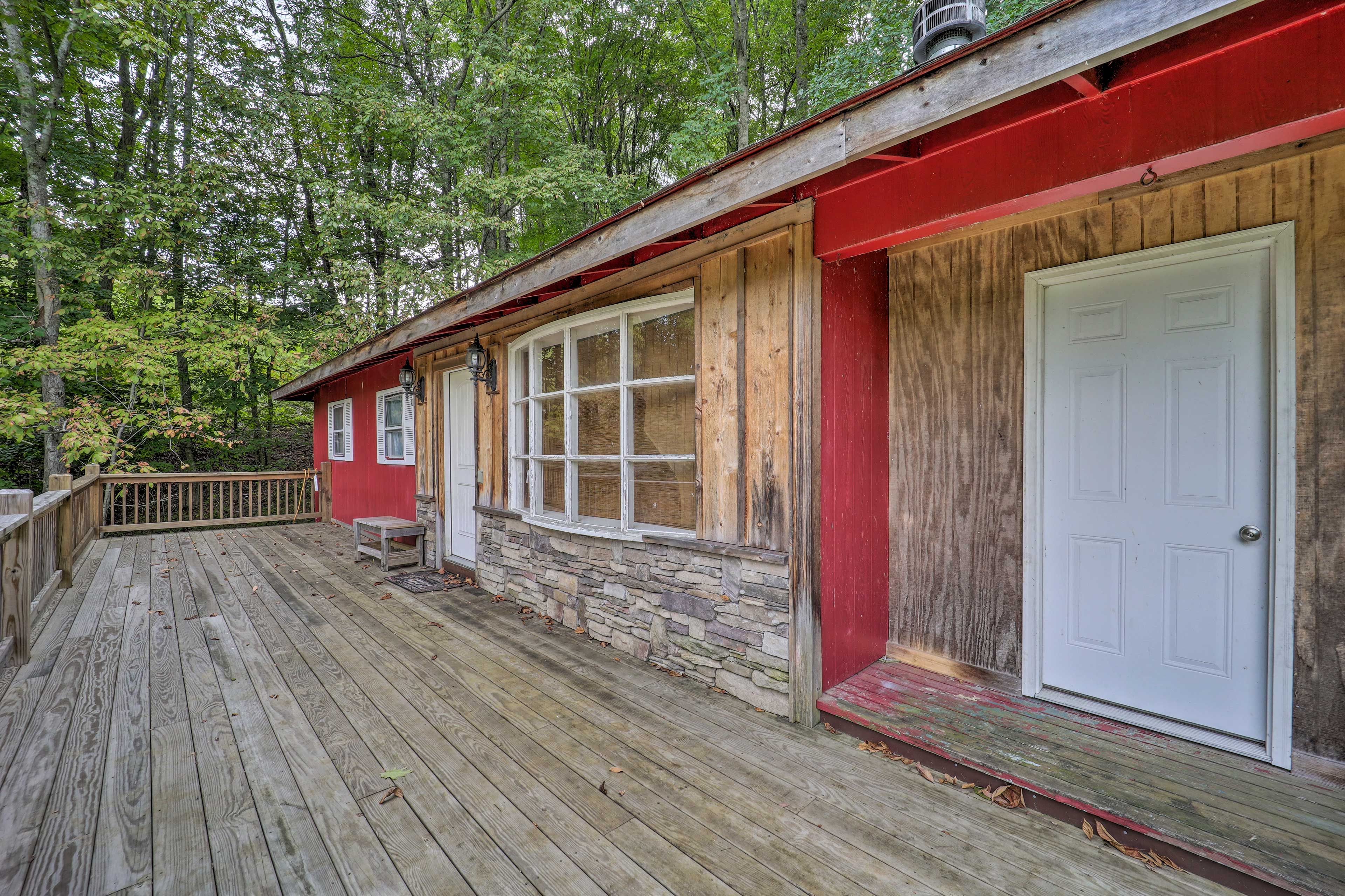 Spacious Porch