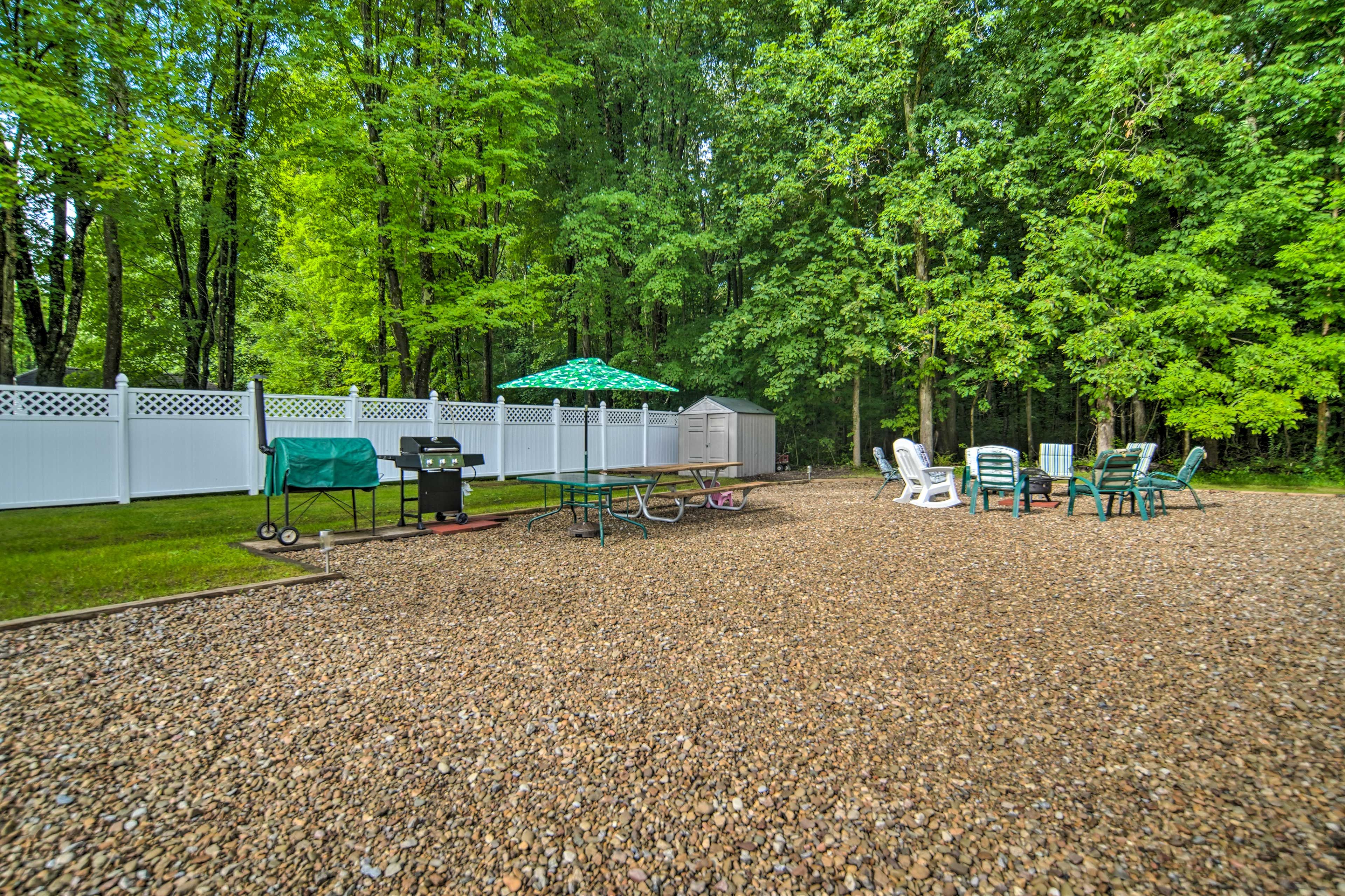 Yard Area | Gas Grill | Fire Pit w/ Seating | Outdoor Dining Areas