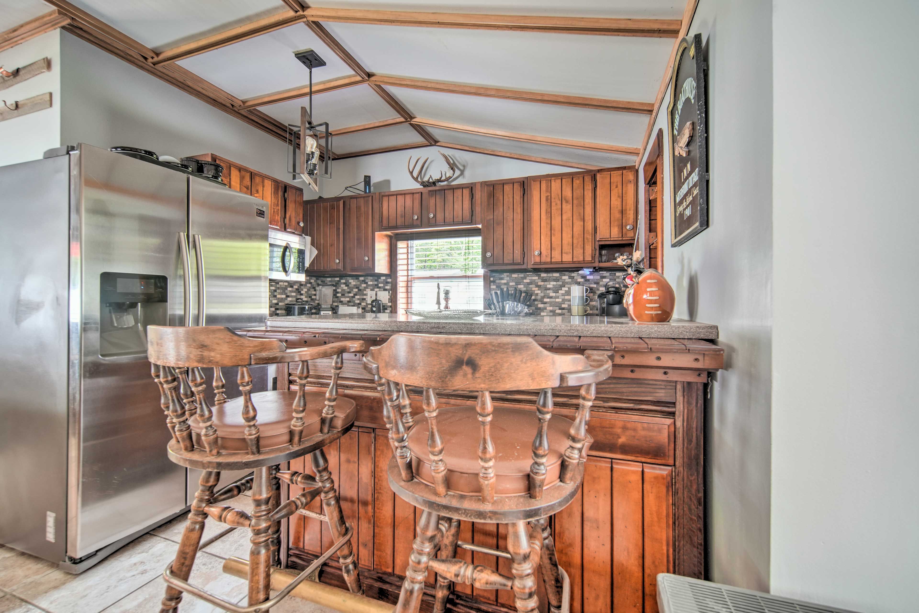 Kitchen | Wine Glasses | Toaster | Crockpot