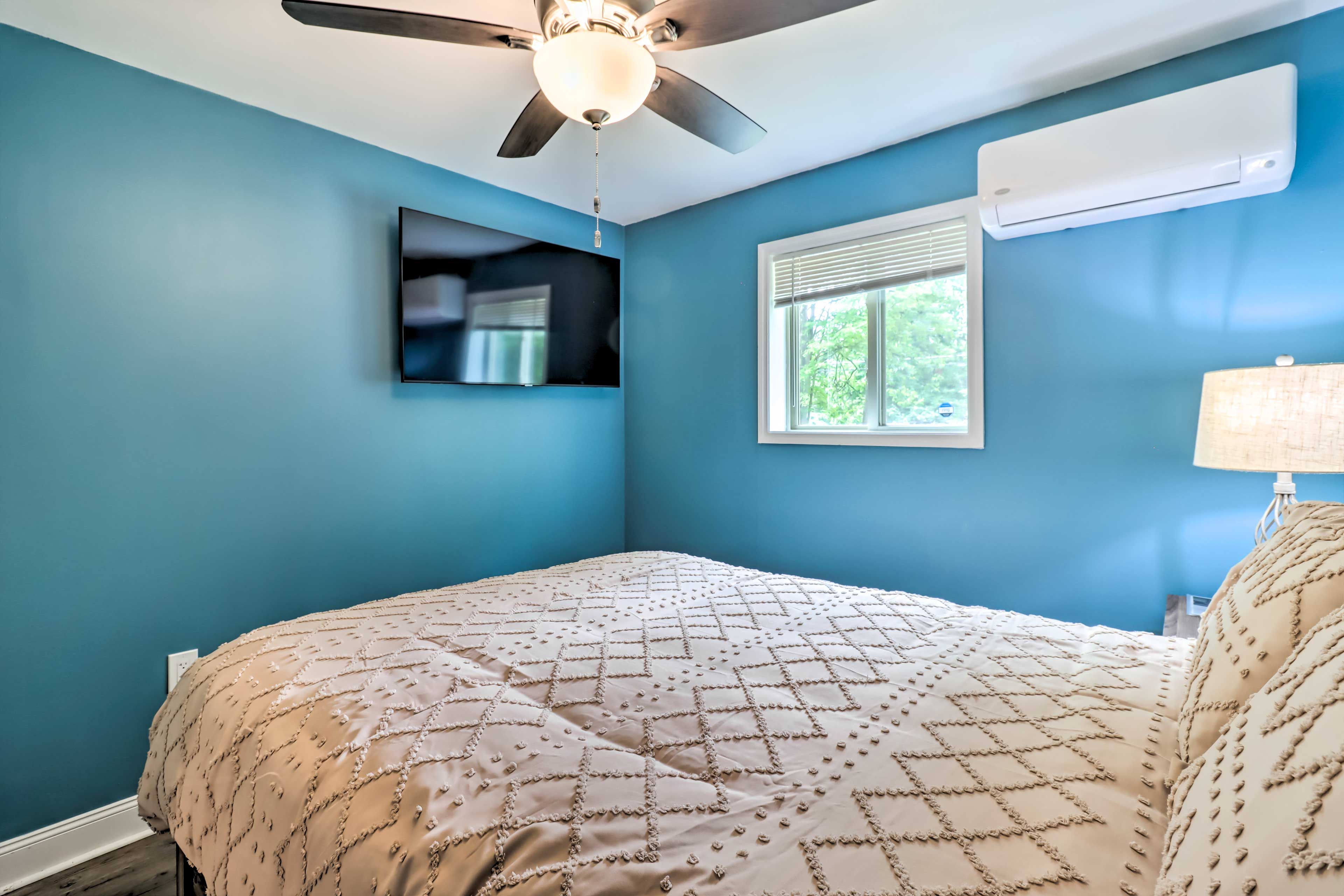 Bedroom 2 | Queen Bed