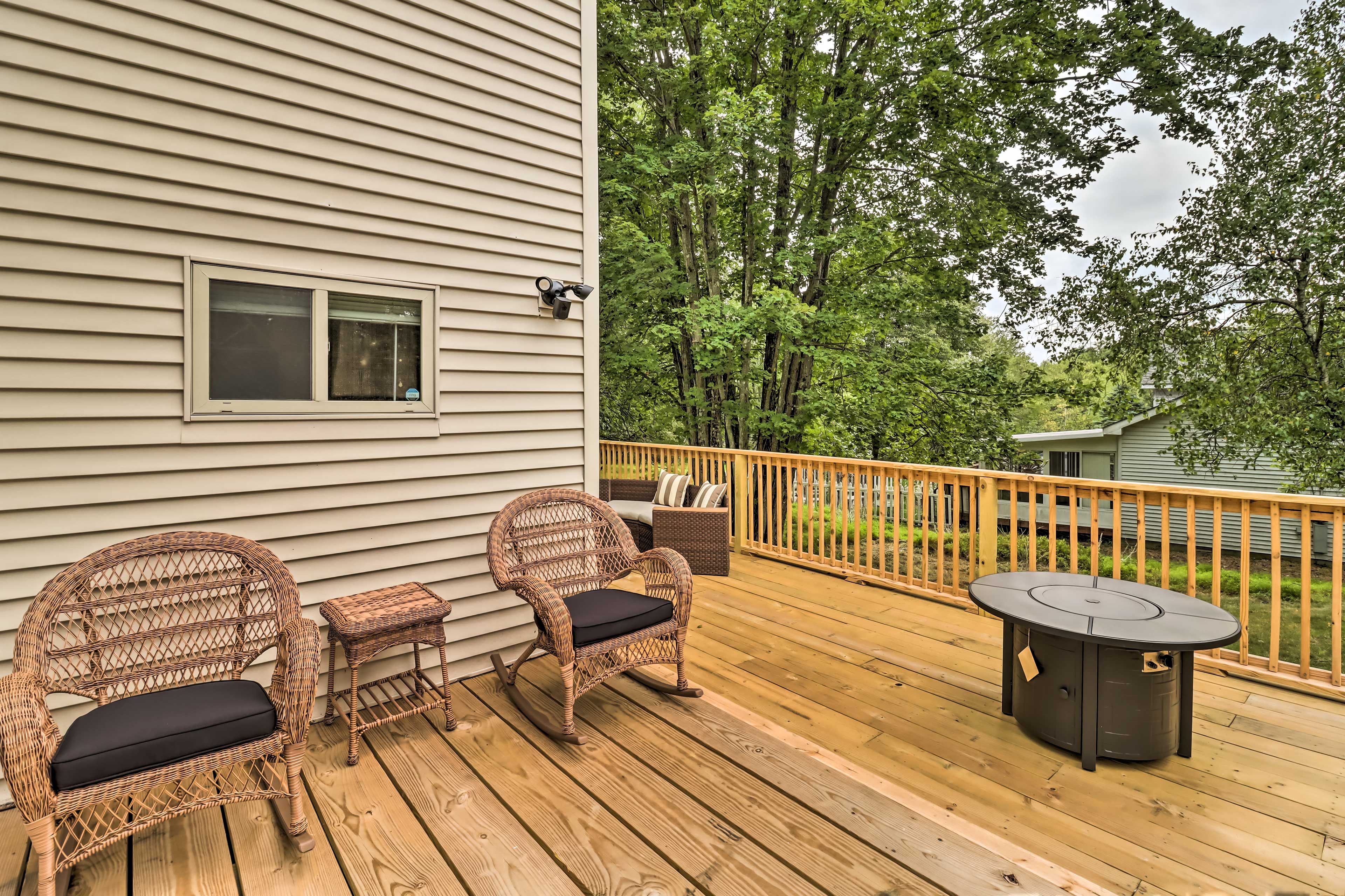 Side Deck