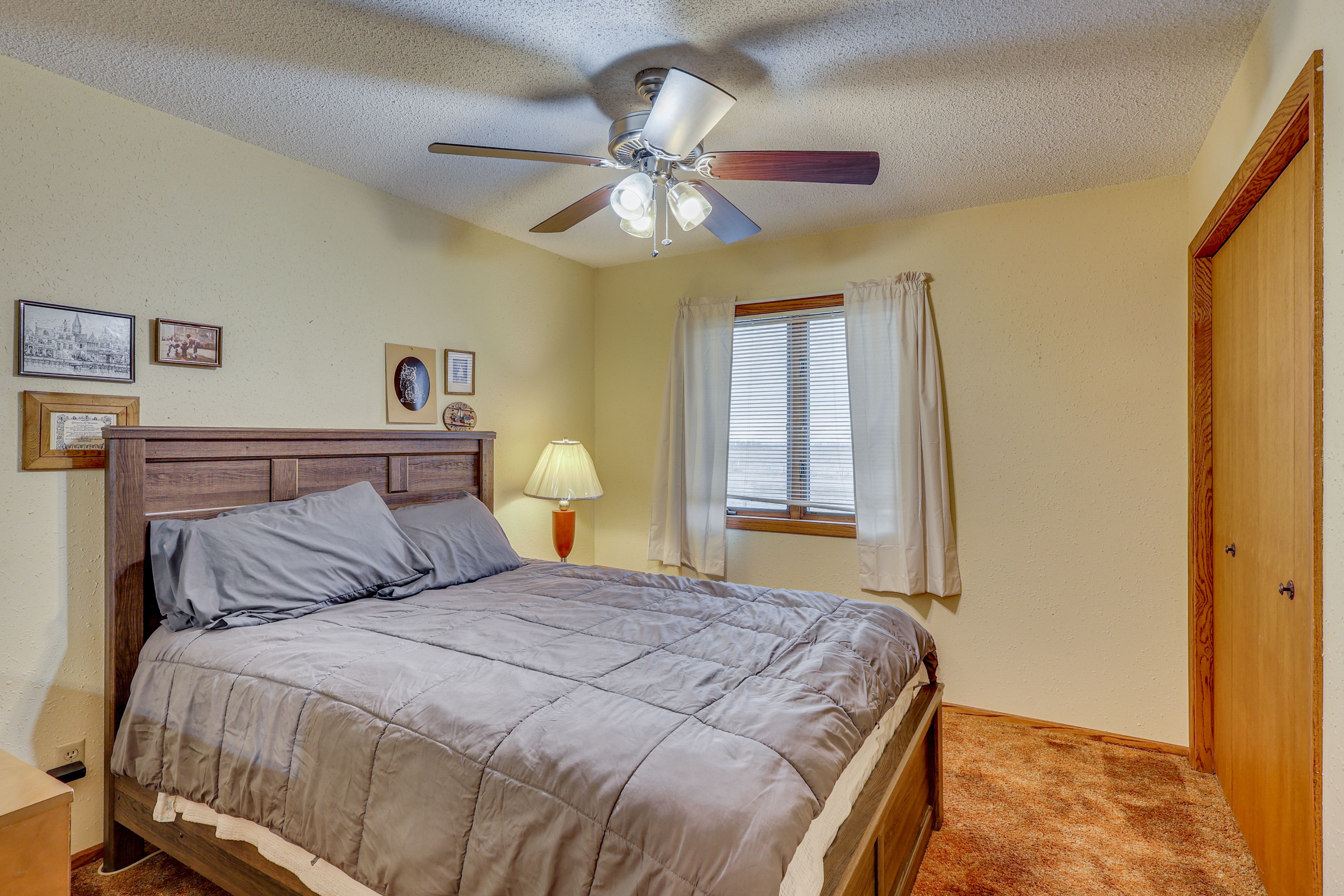 Bedroom 2 | Queen Bed | Upper Level