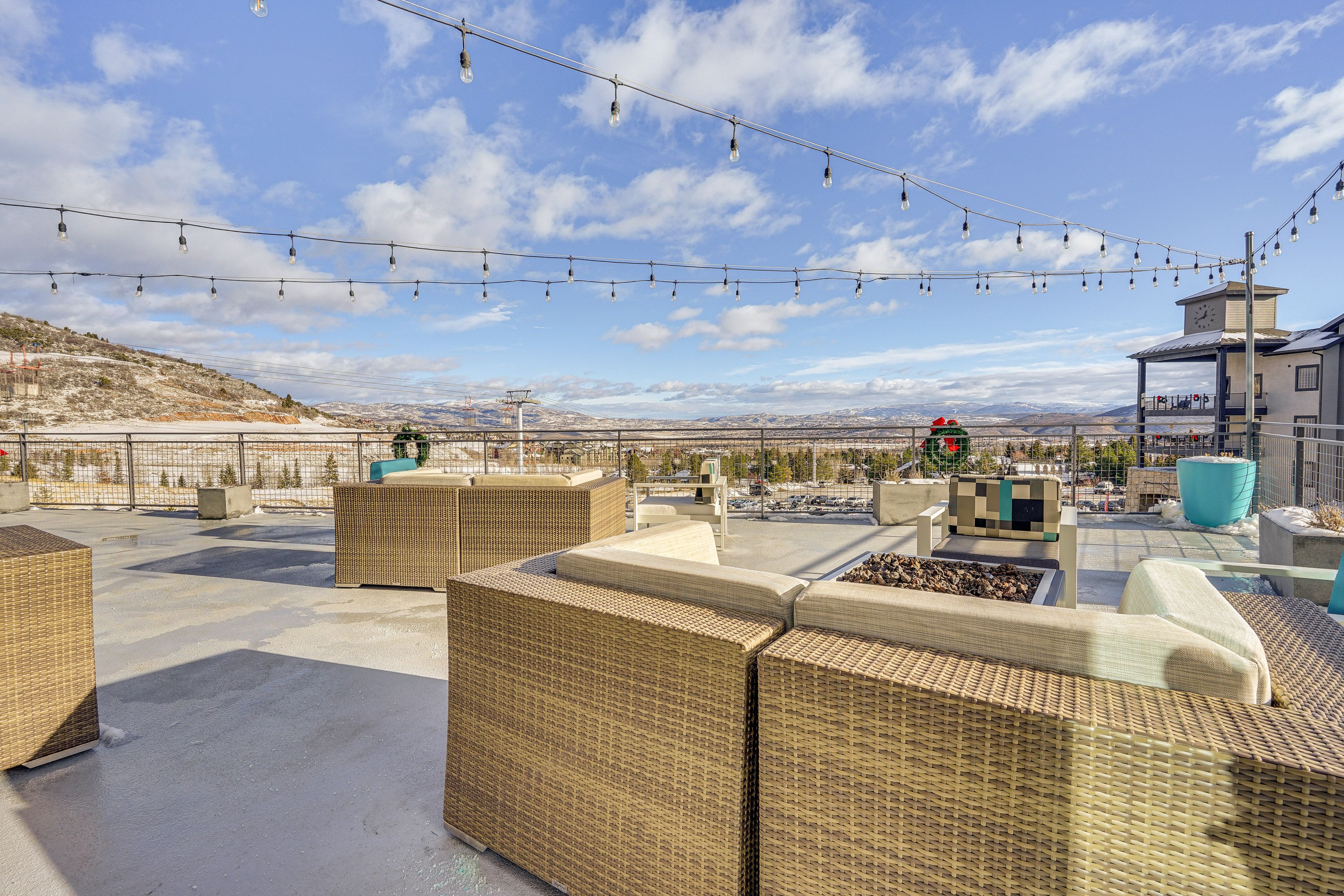 Community Rooftop | Canyon Haus