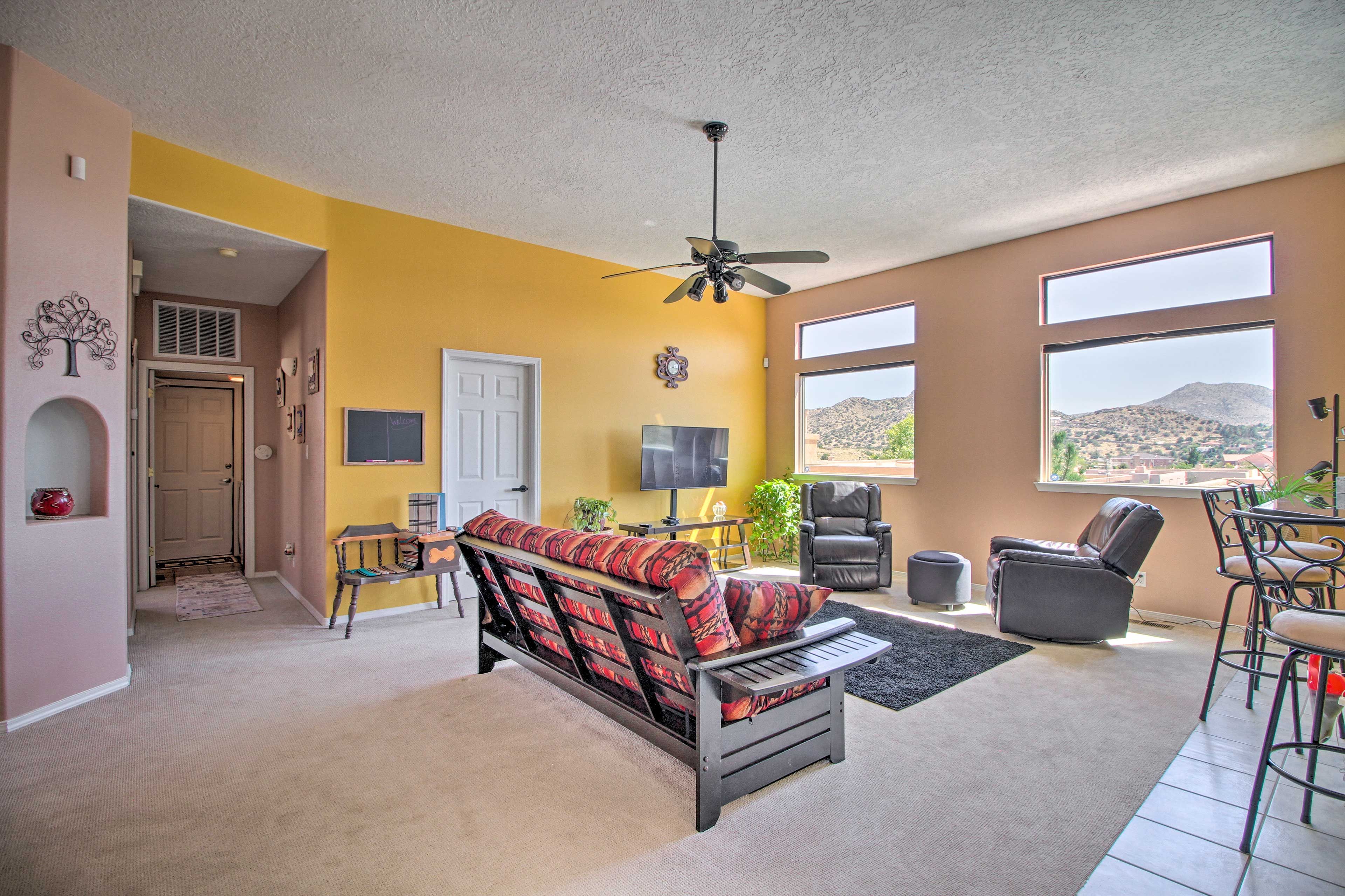 Living Room | Mountain Views