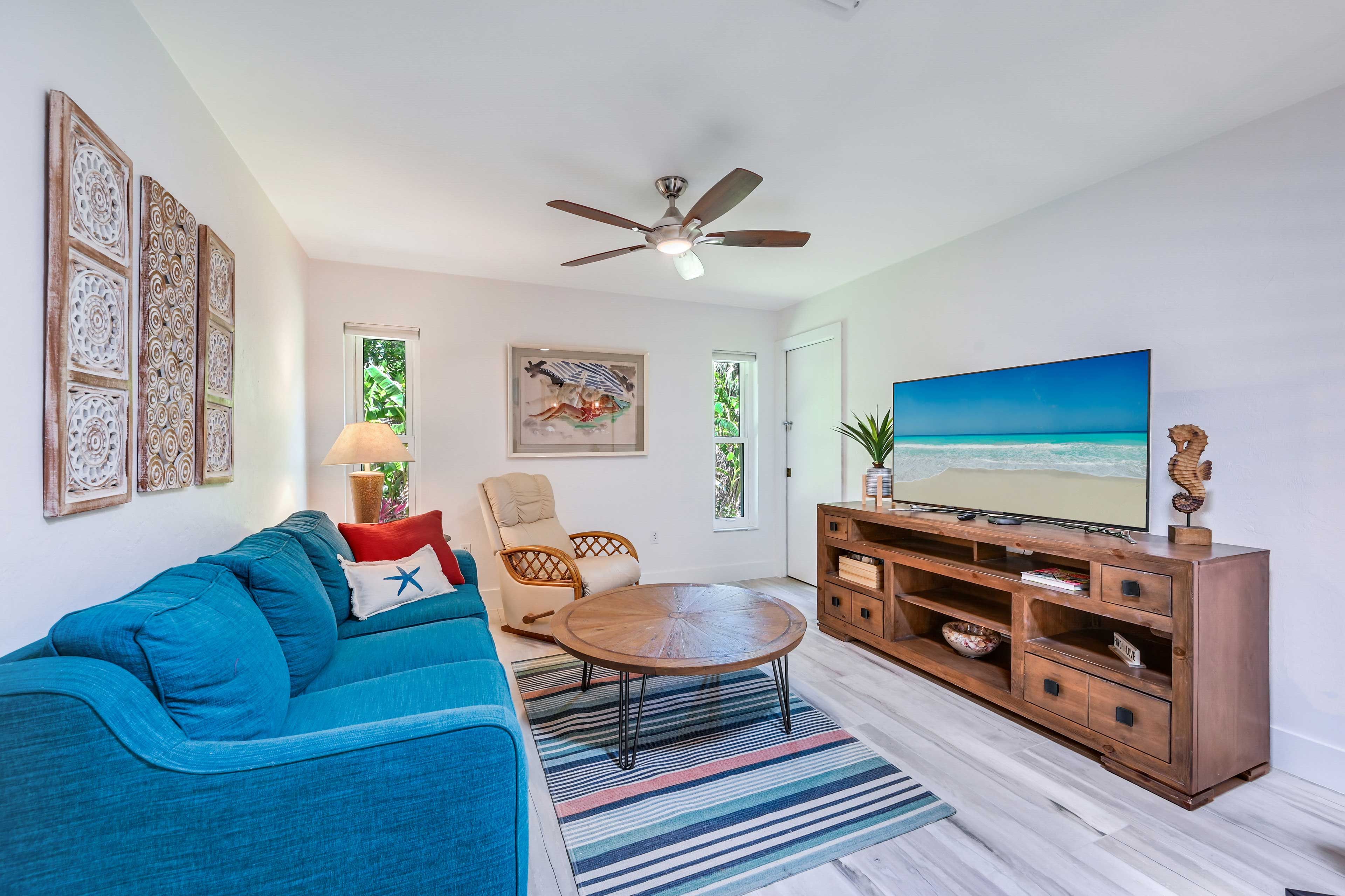 Living Room | Free WiFi | Smart TV | Board Games | Central A/C