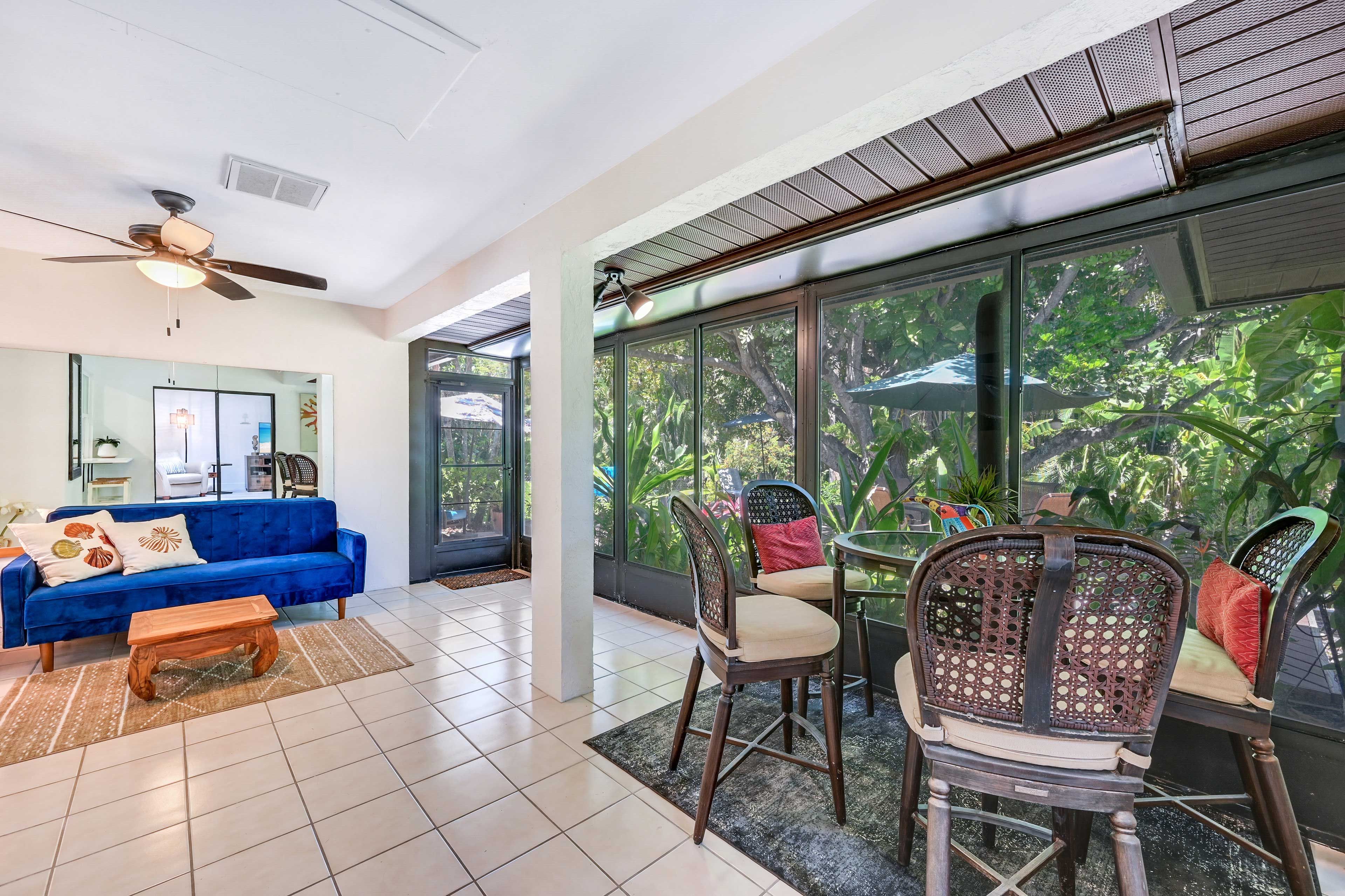 Sunroom | Additional Dining Area