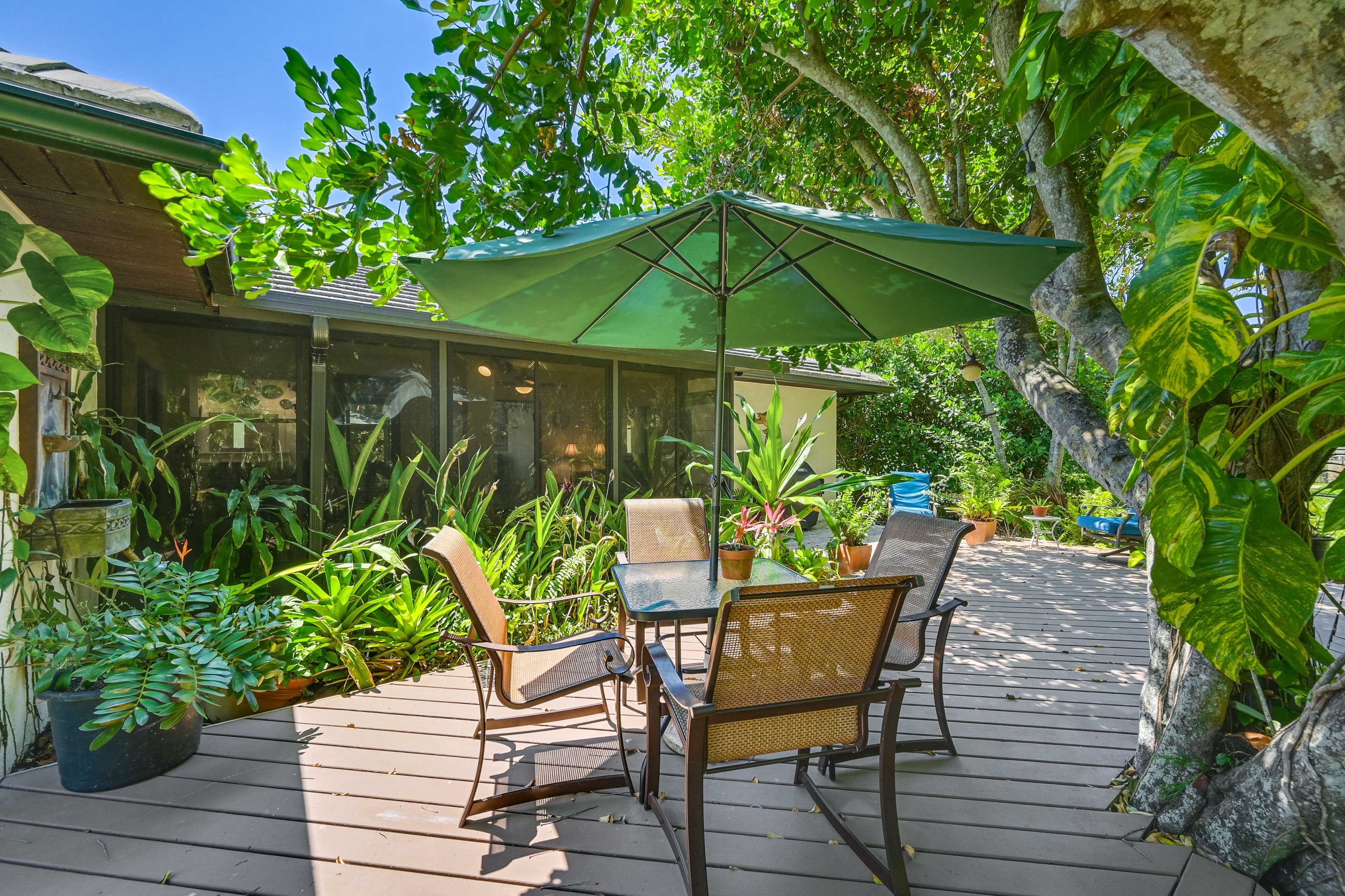 Deck | Grill | 2 Bikes & Beach Chairs Provided | Single-Story Home