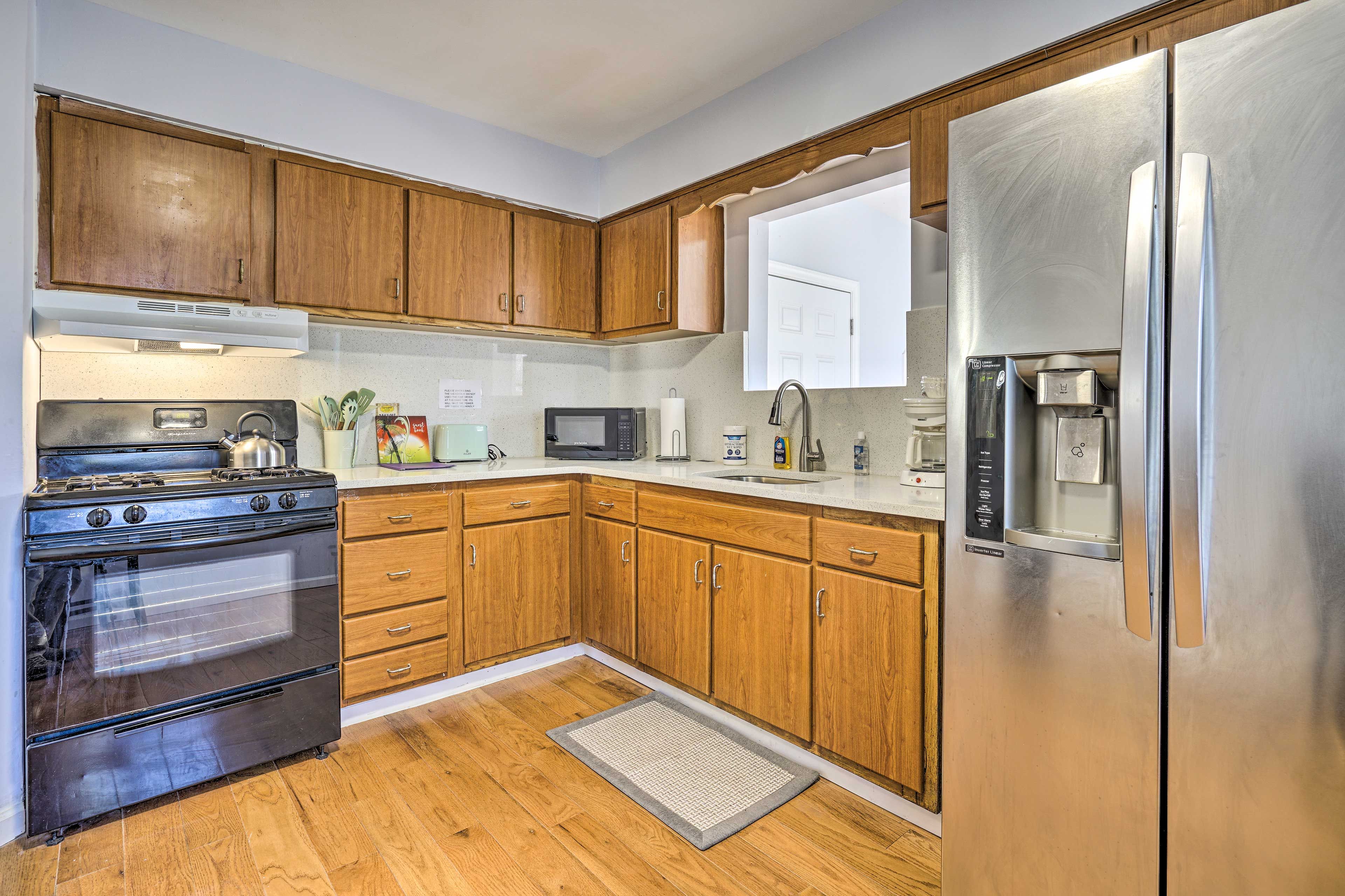 Kitchen | Basic Cooking Essentials | Coffee Maker
