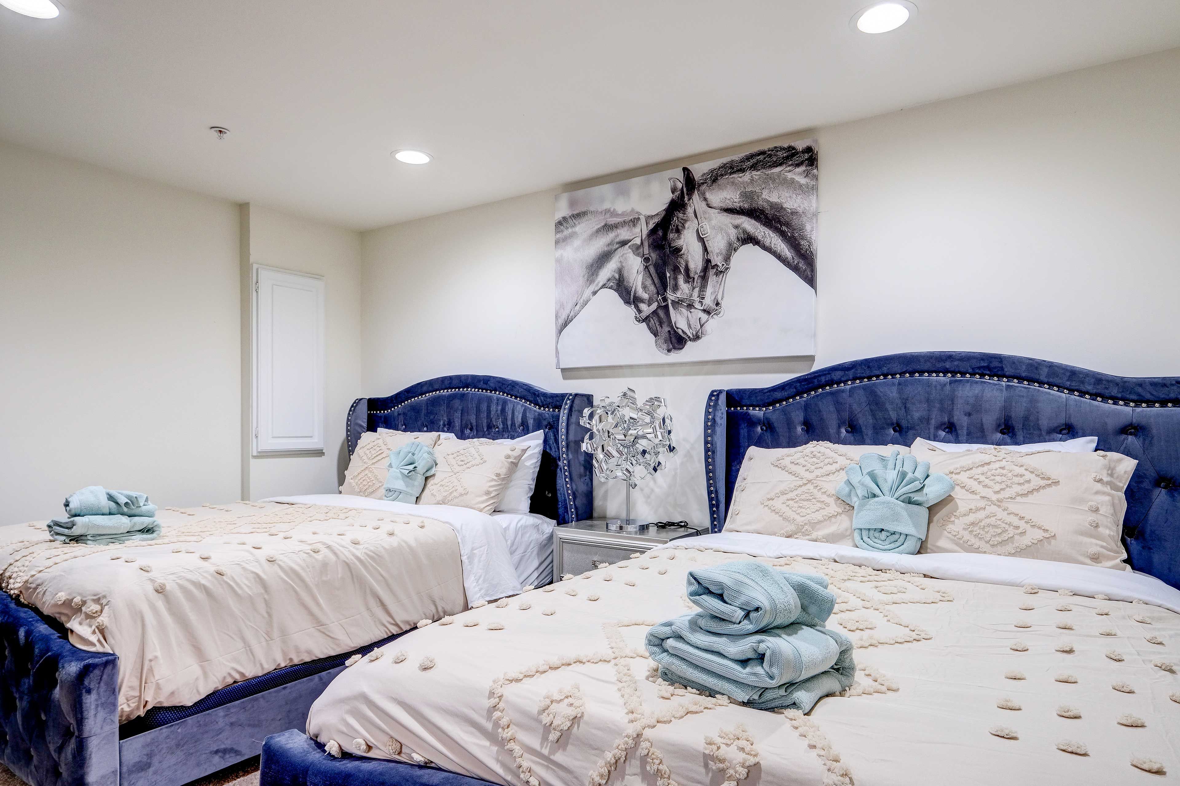Bedroom 5 | 2 Queen Beds | Smart TV | Lower Level