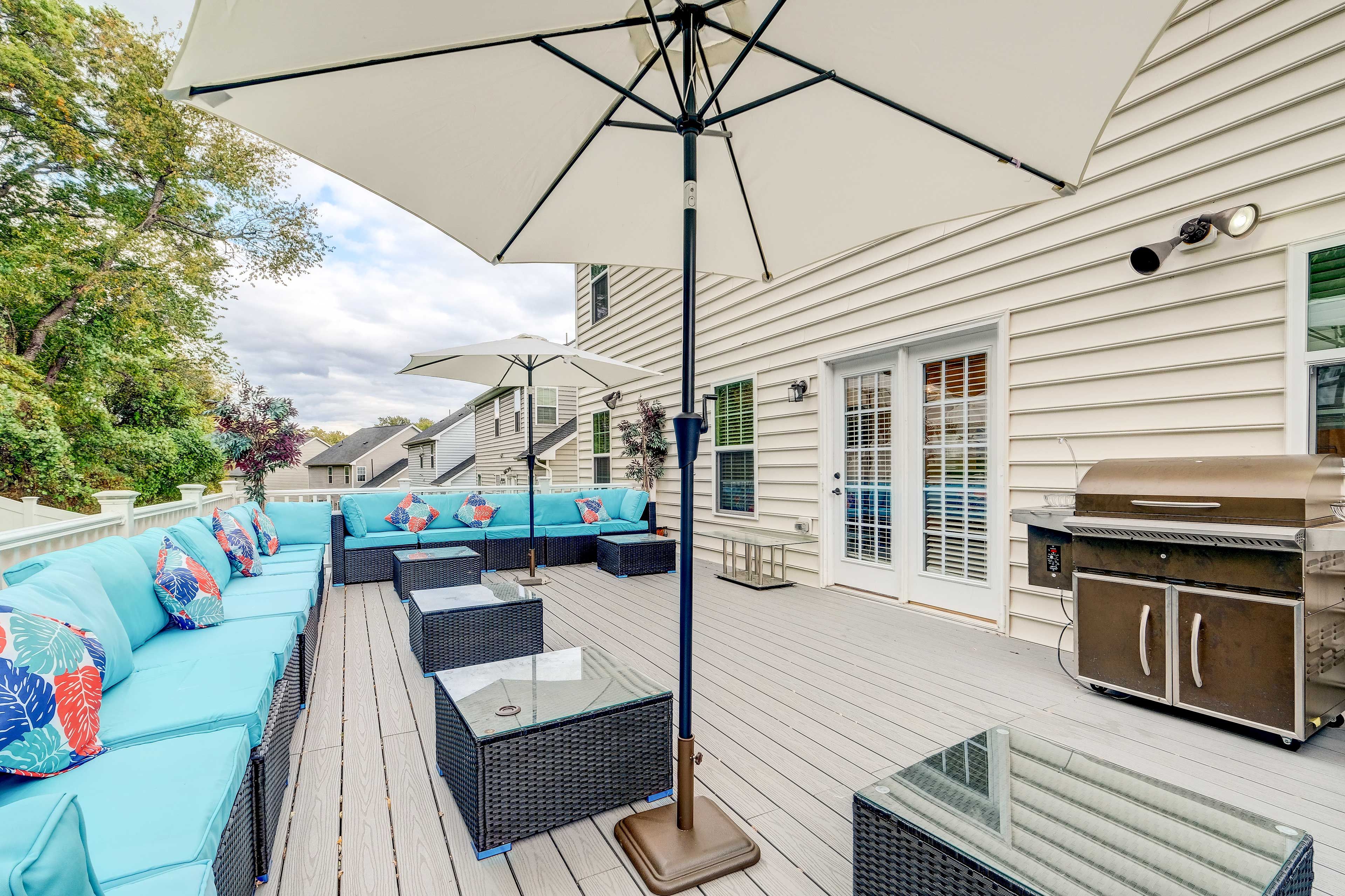 Patio | Gas Grill | Upper Deck