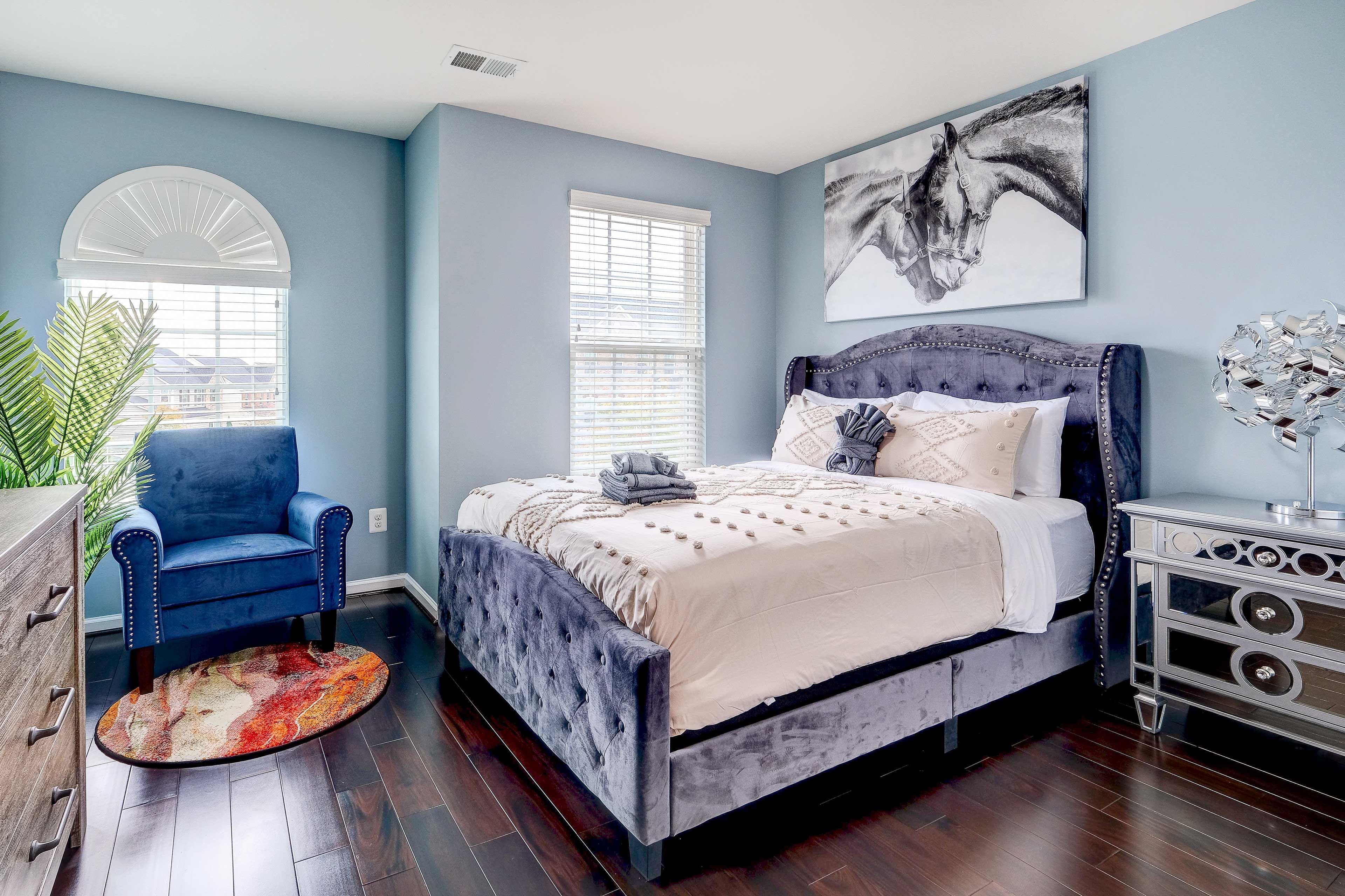 Bedroom 4 | Queen Bed | Smart TV | 2nd Floor