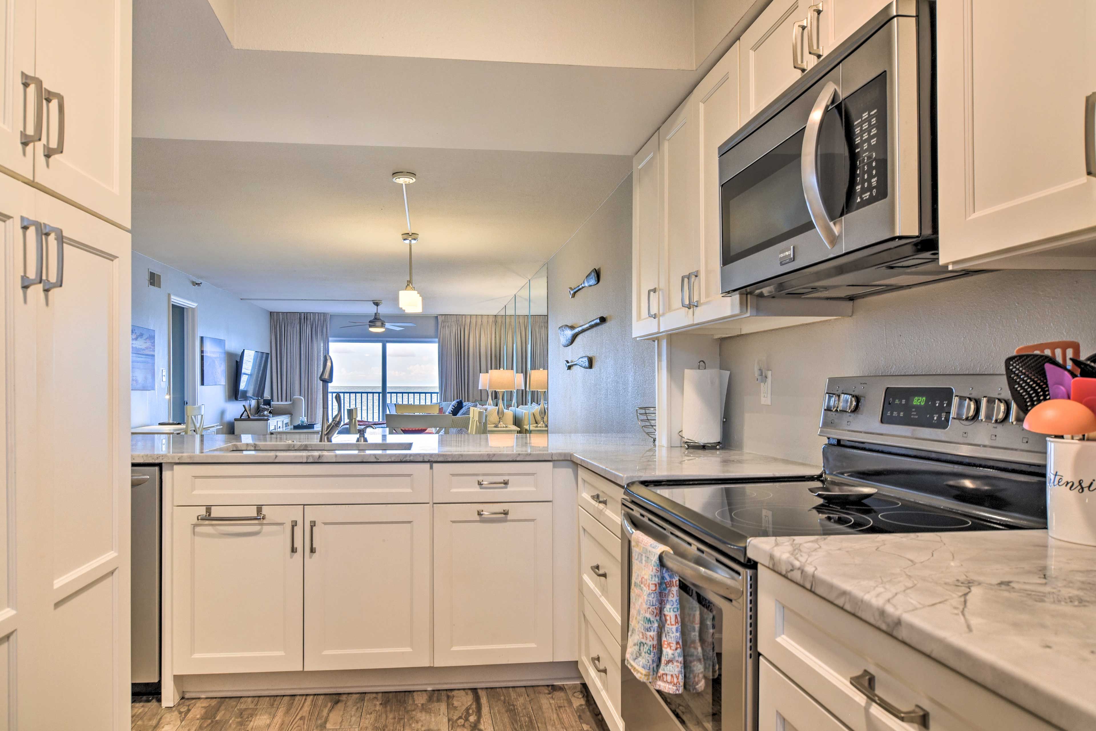 Kitchen | Keurig Coffee Maker | Air Fryer | Toaster Oven