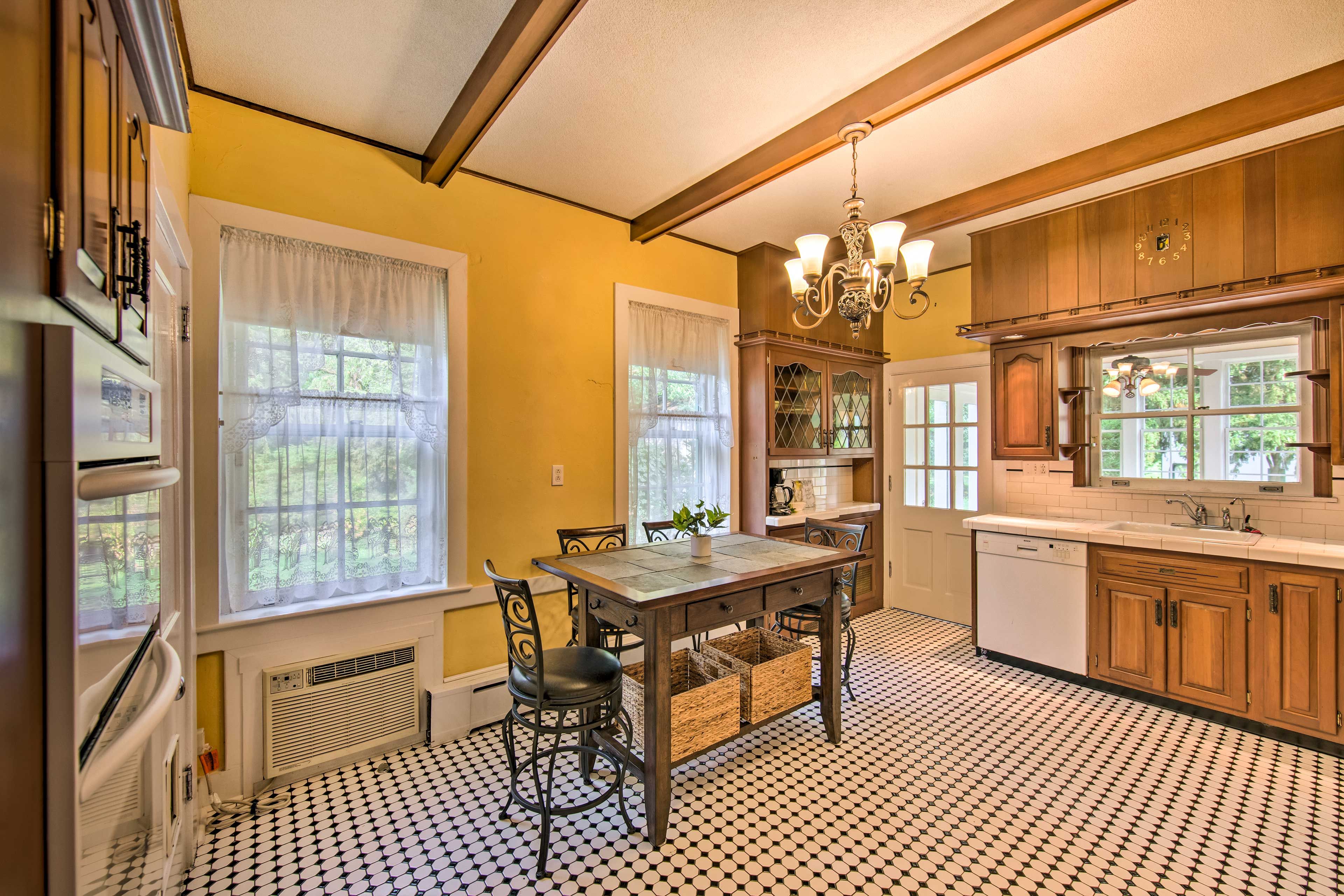 Kitchen | Coffee Maker | Cooking Basics | 1st Floor
