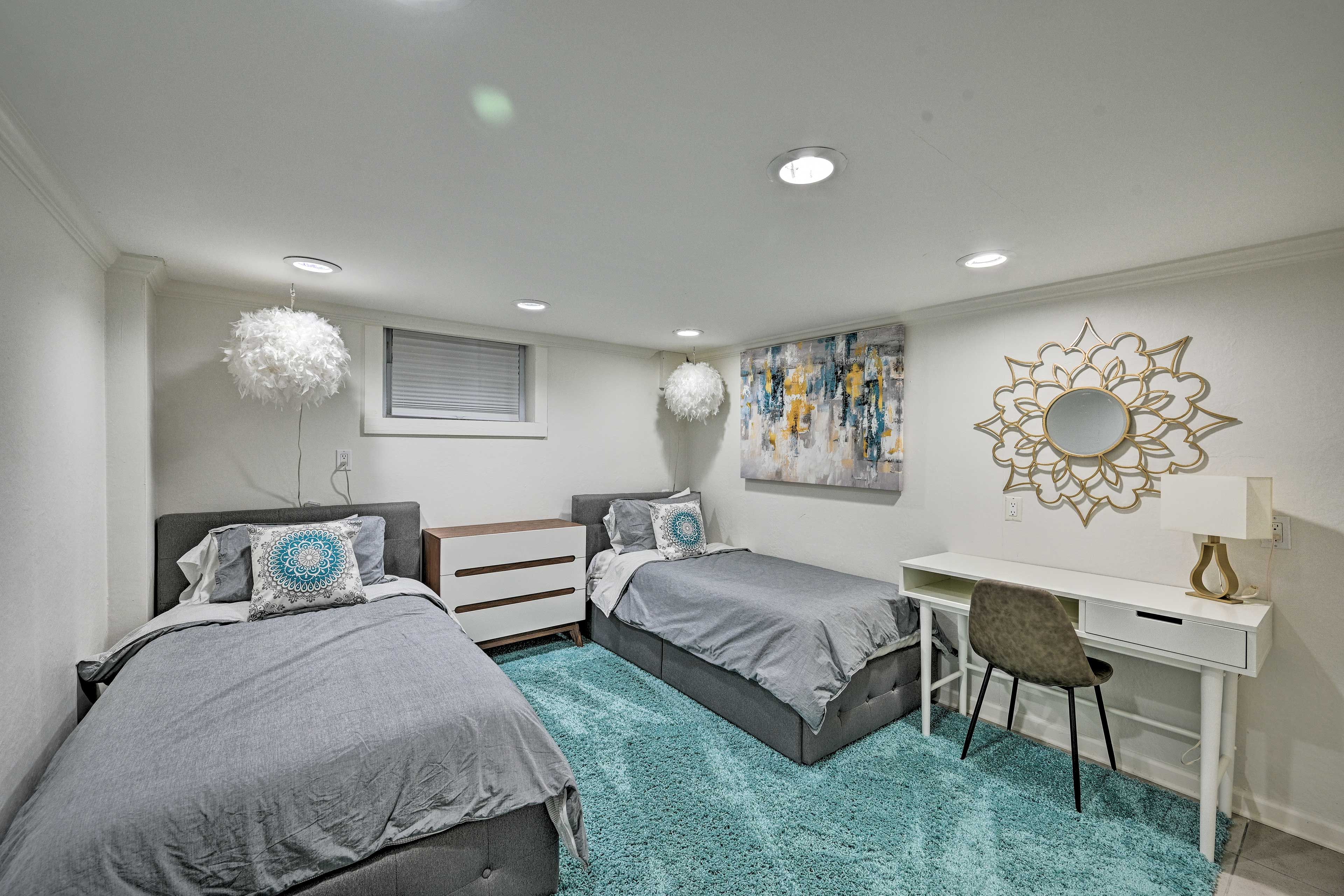 Bedroom 2 | 1st Floor | 2 Twin Beds