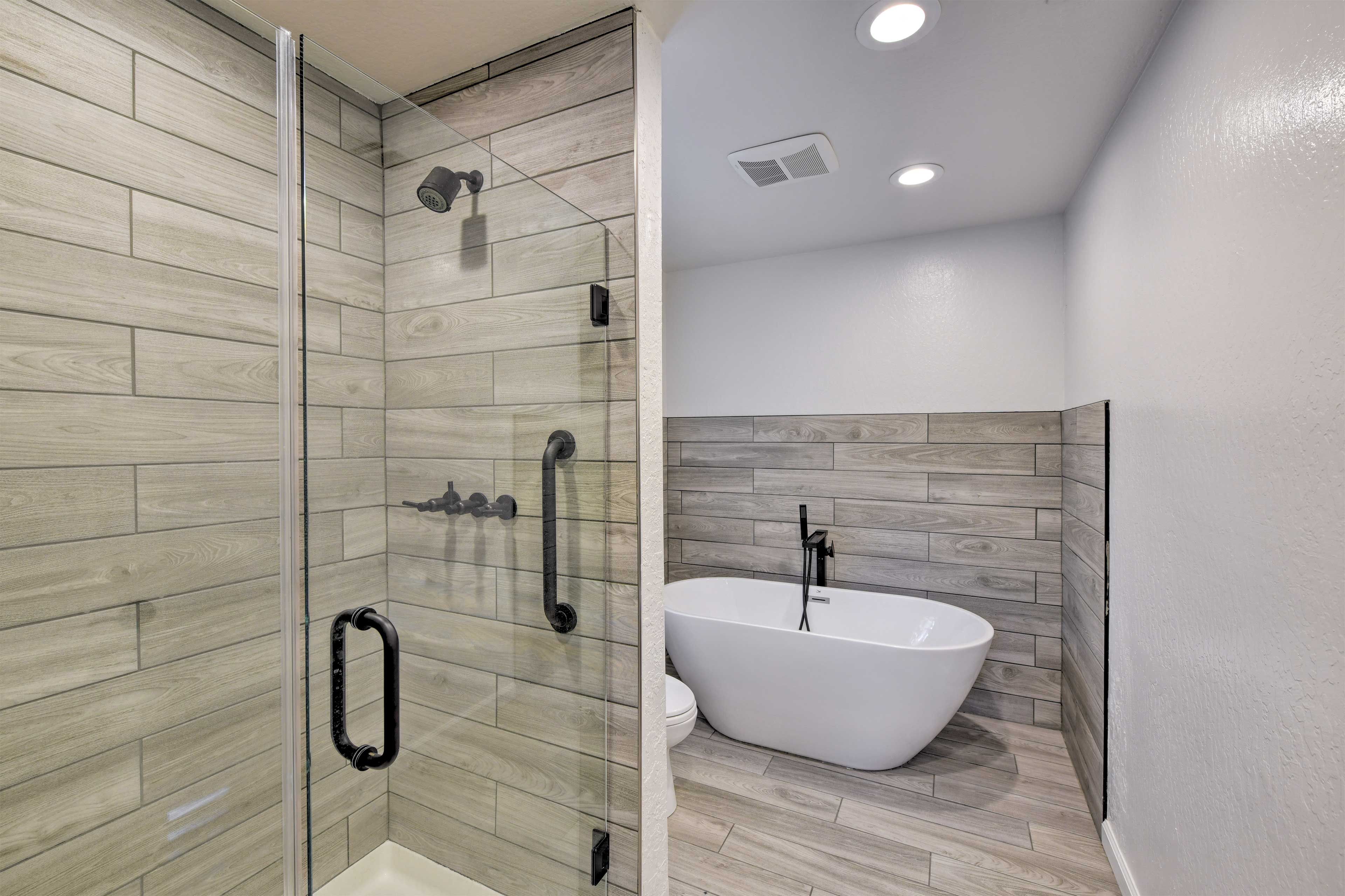 Bathtub Not Available for Guest Use