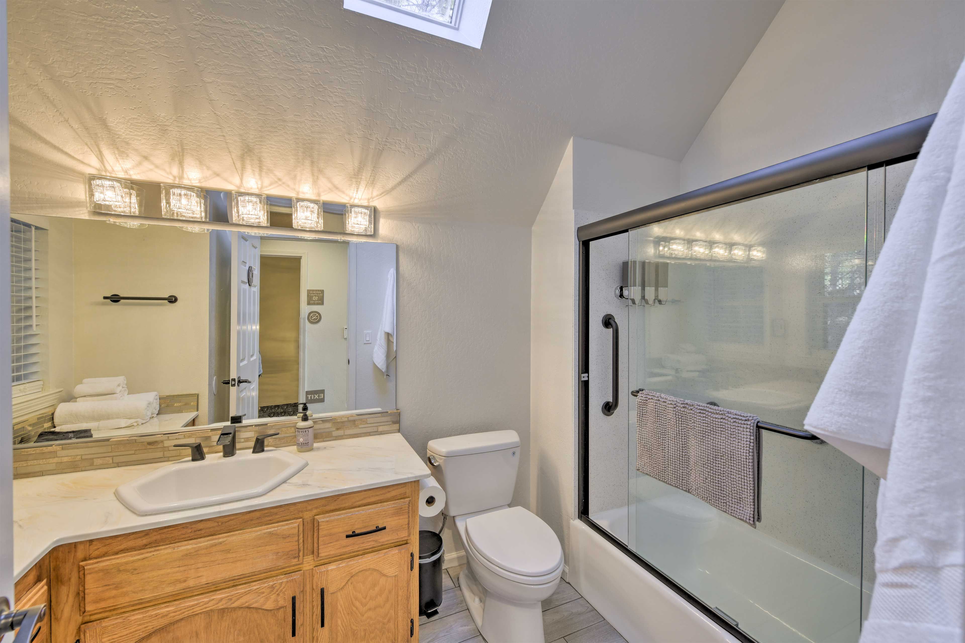 Full Bathroom