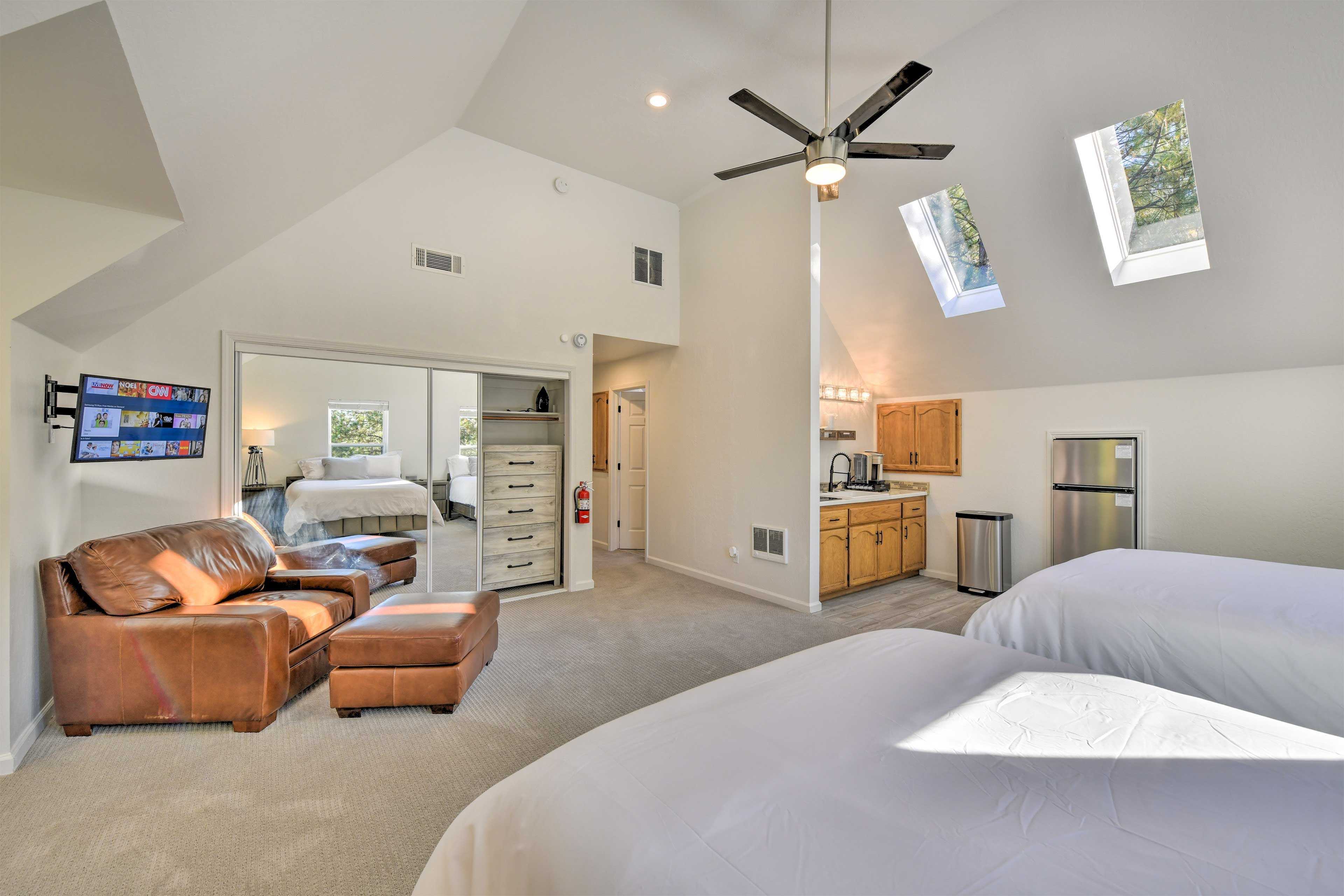 Bedroom 4 (Casita) | Smart TV | Kitchenette