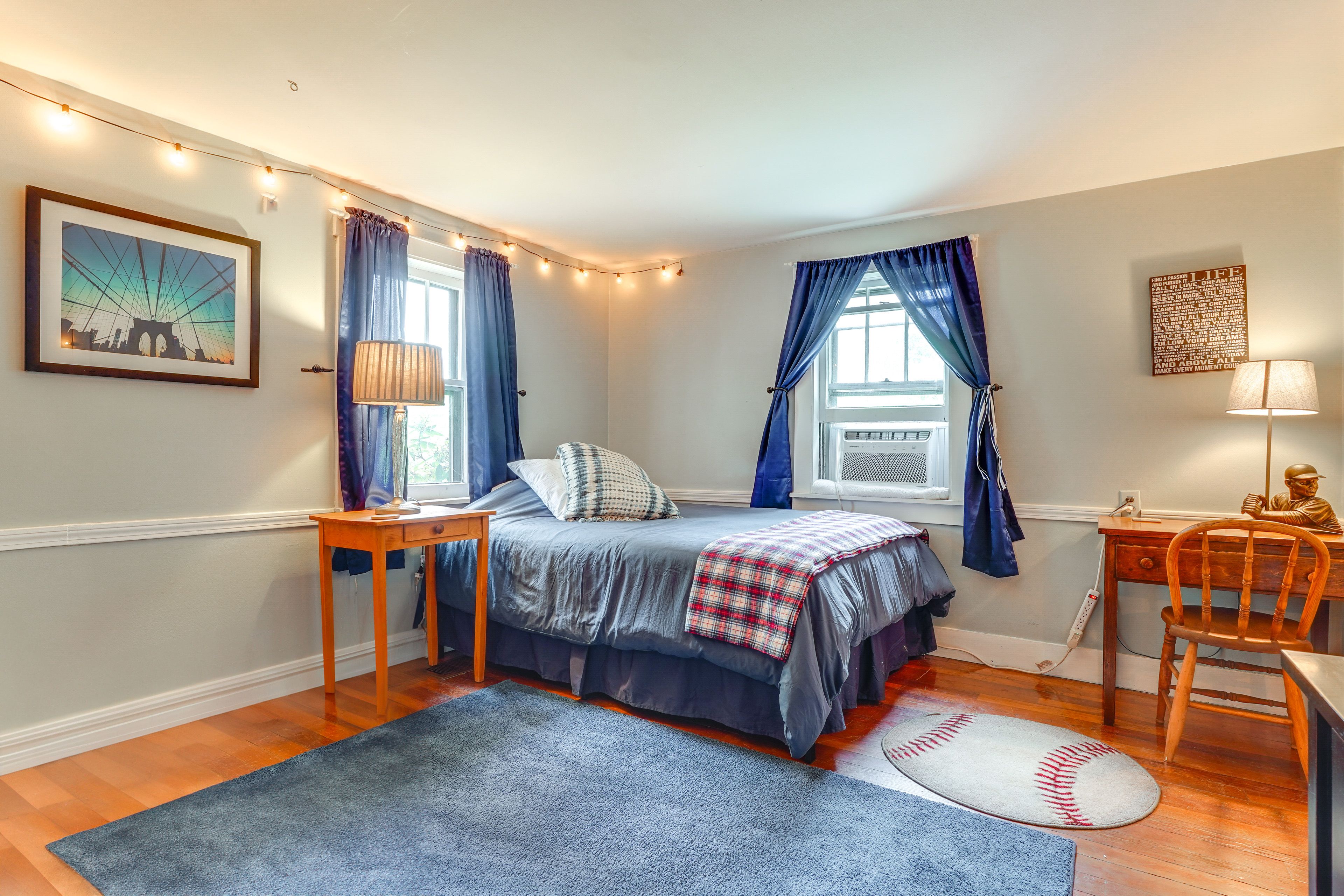 Bedroom 4 | Full Bed | 1st Floor