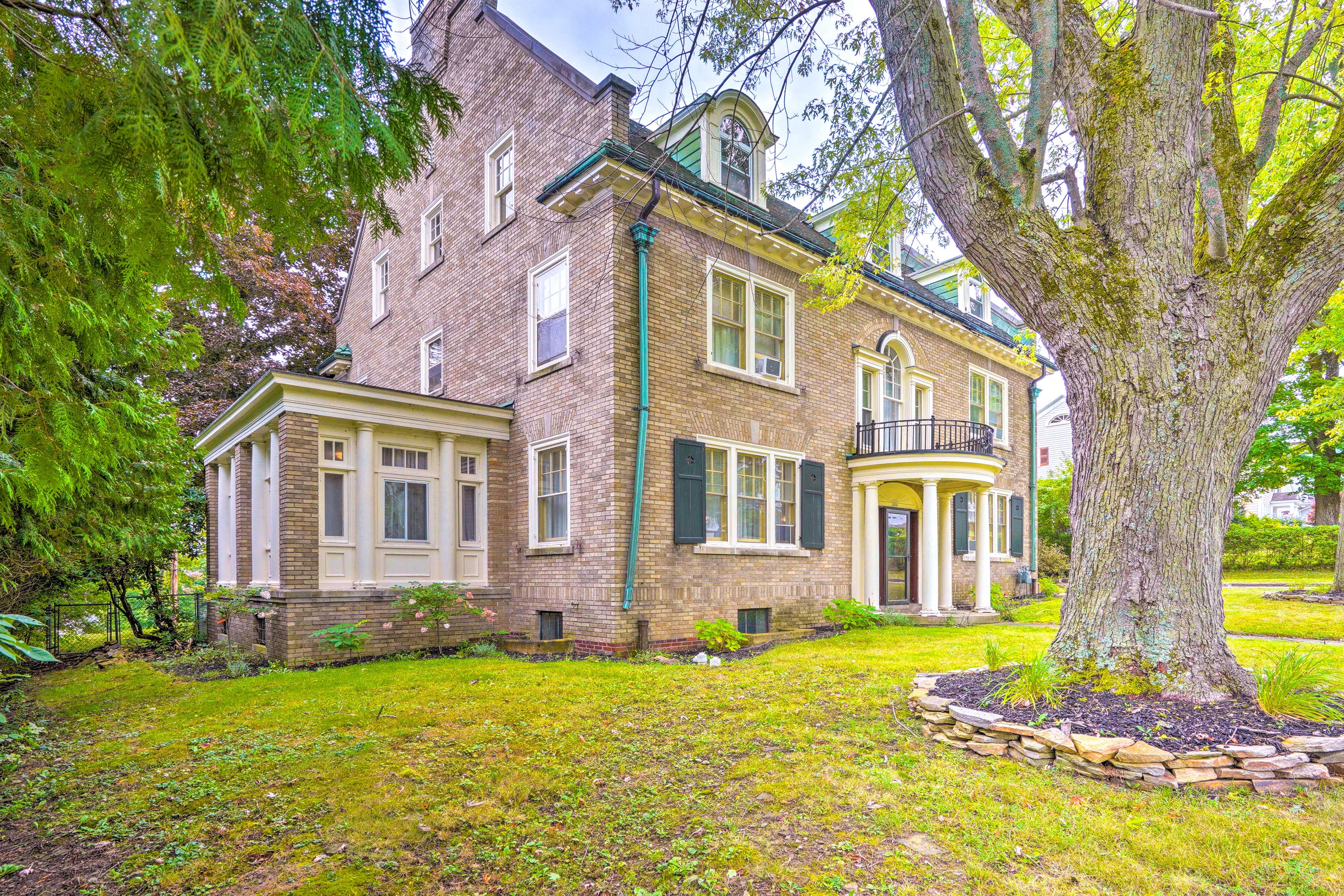 Exterior/Private Yard | Free Street Parking (First-Come, First-Served)