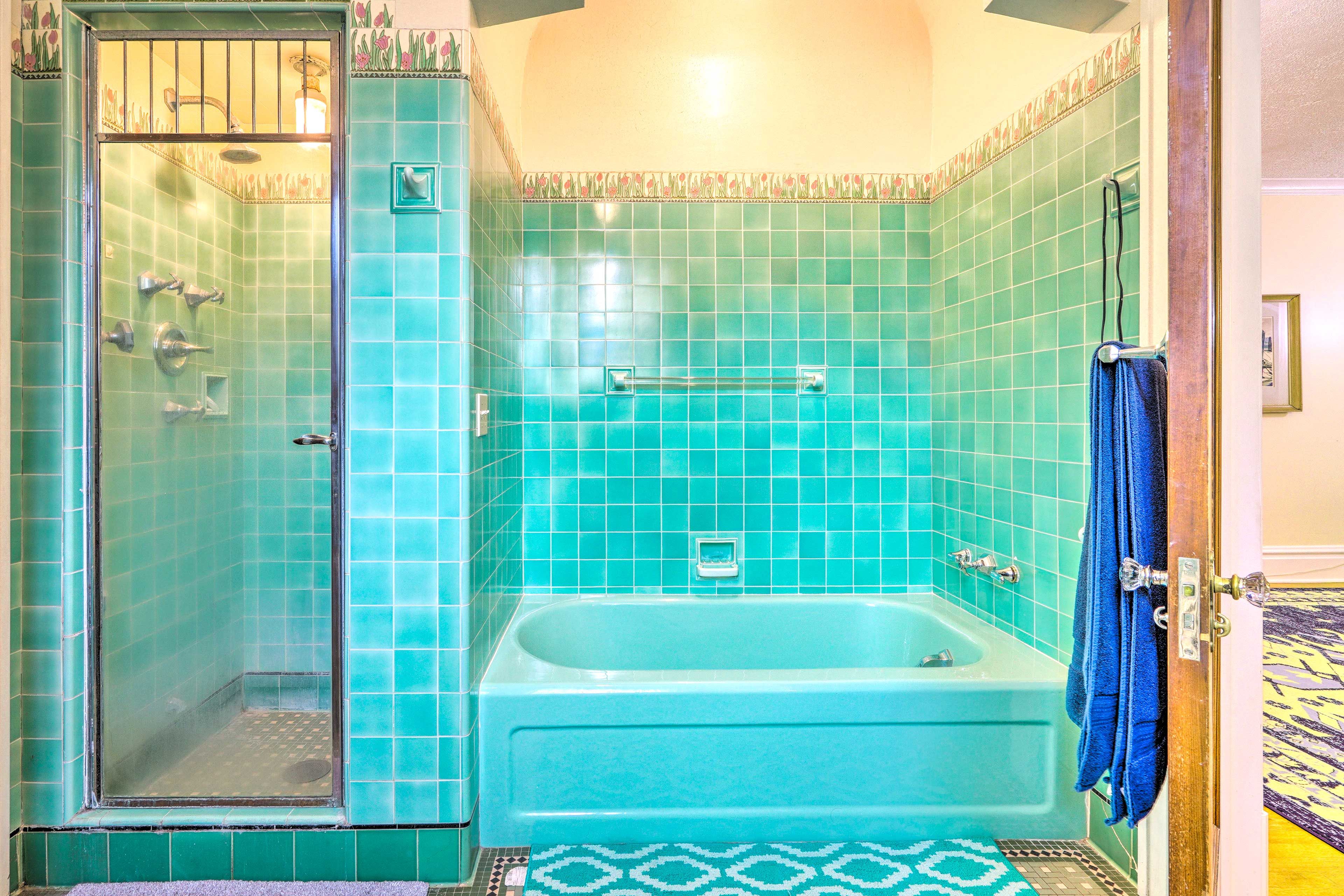 Full Bathroom