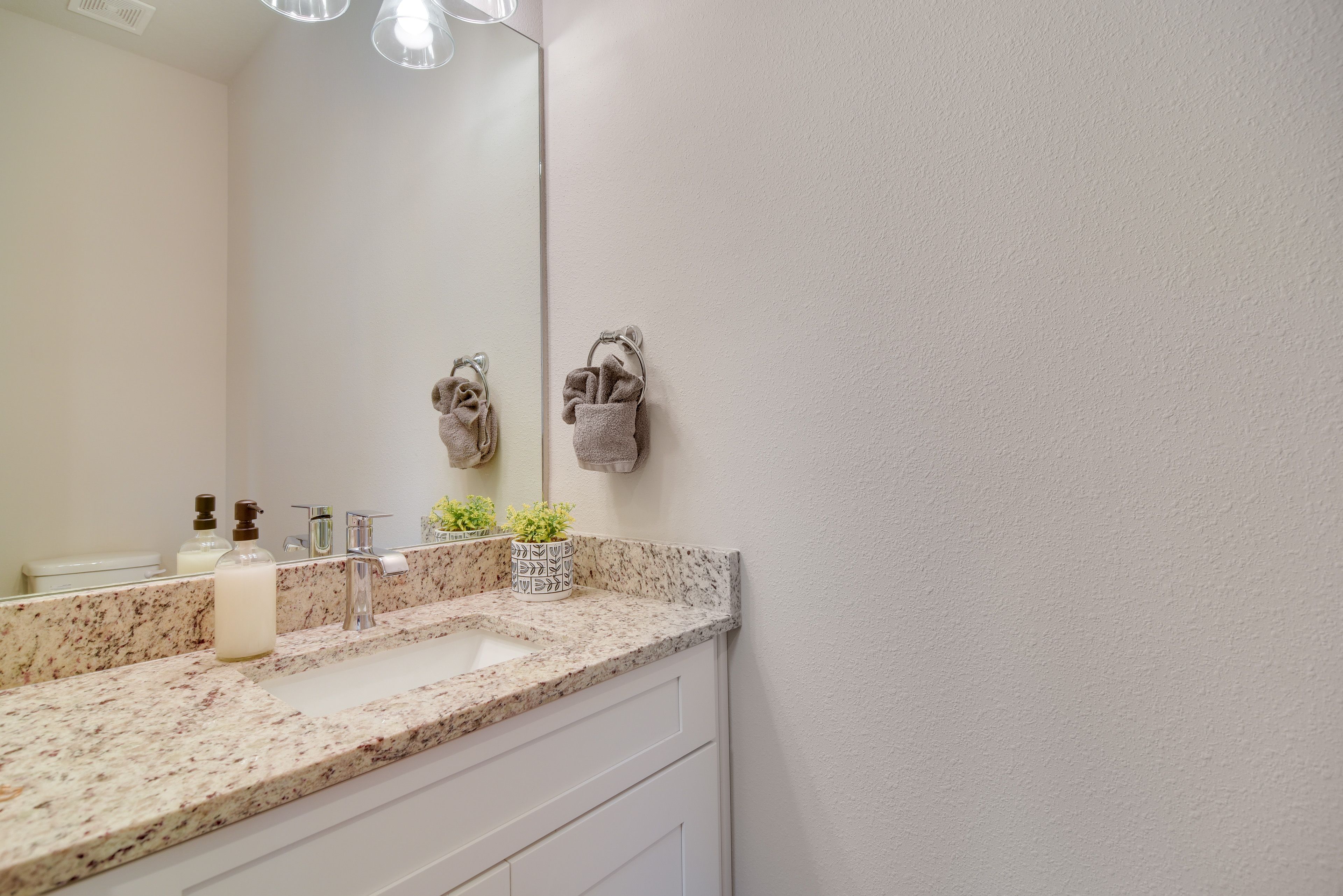 Half Bath | 1st Floor