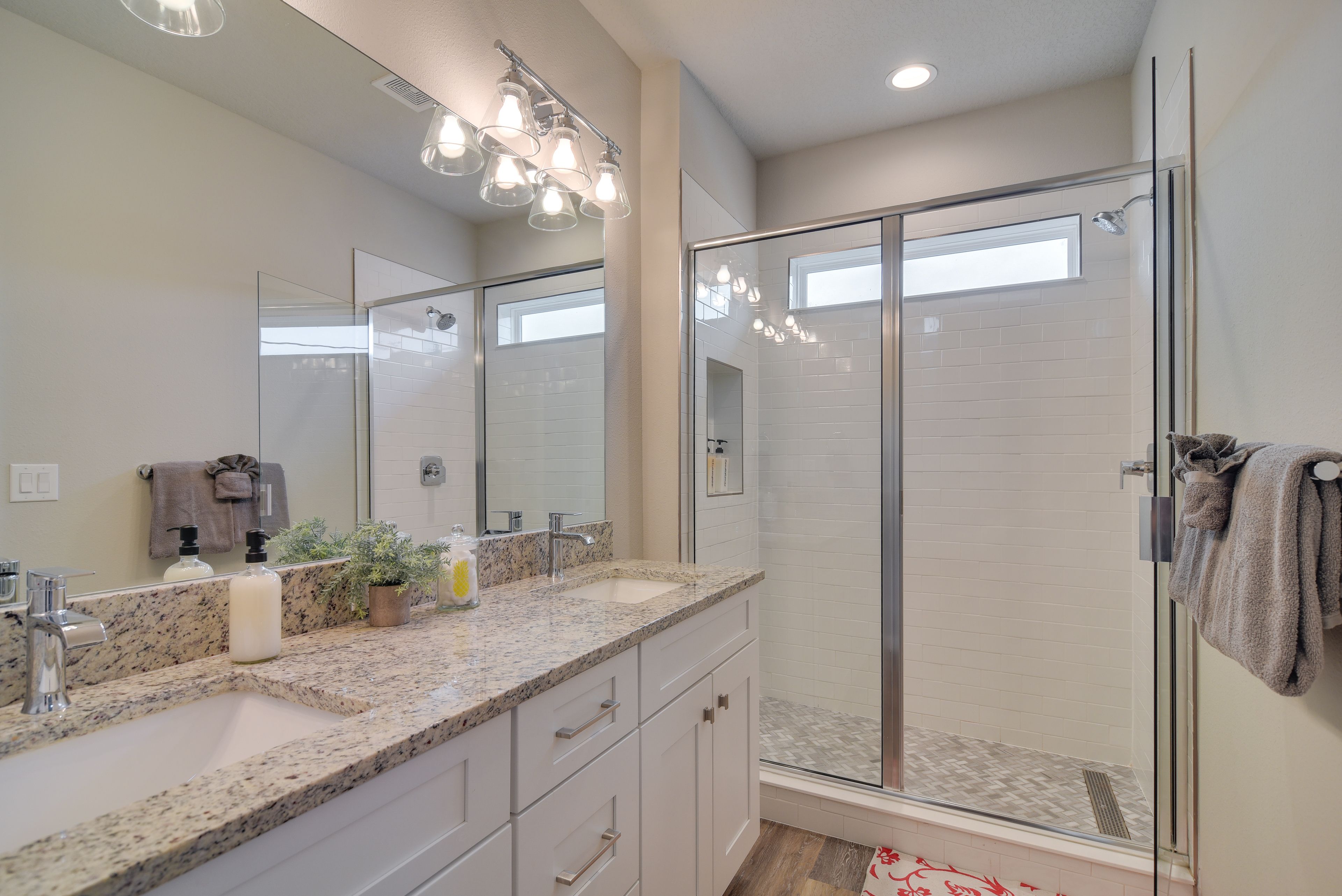 En-Suite Bath