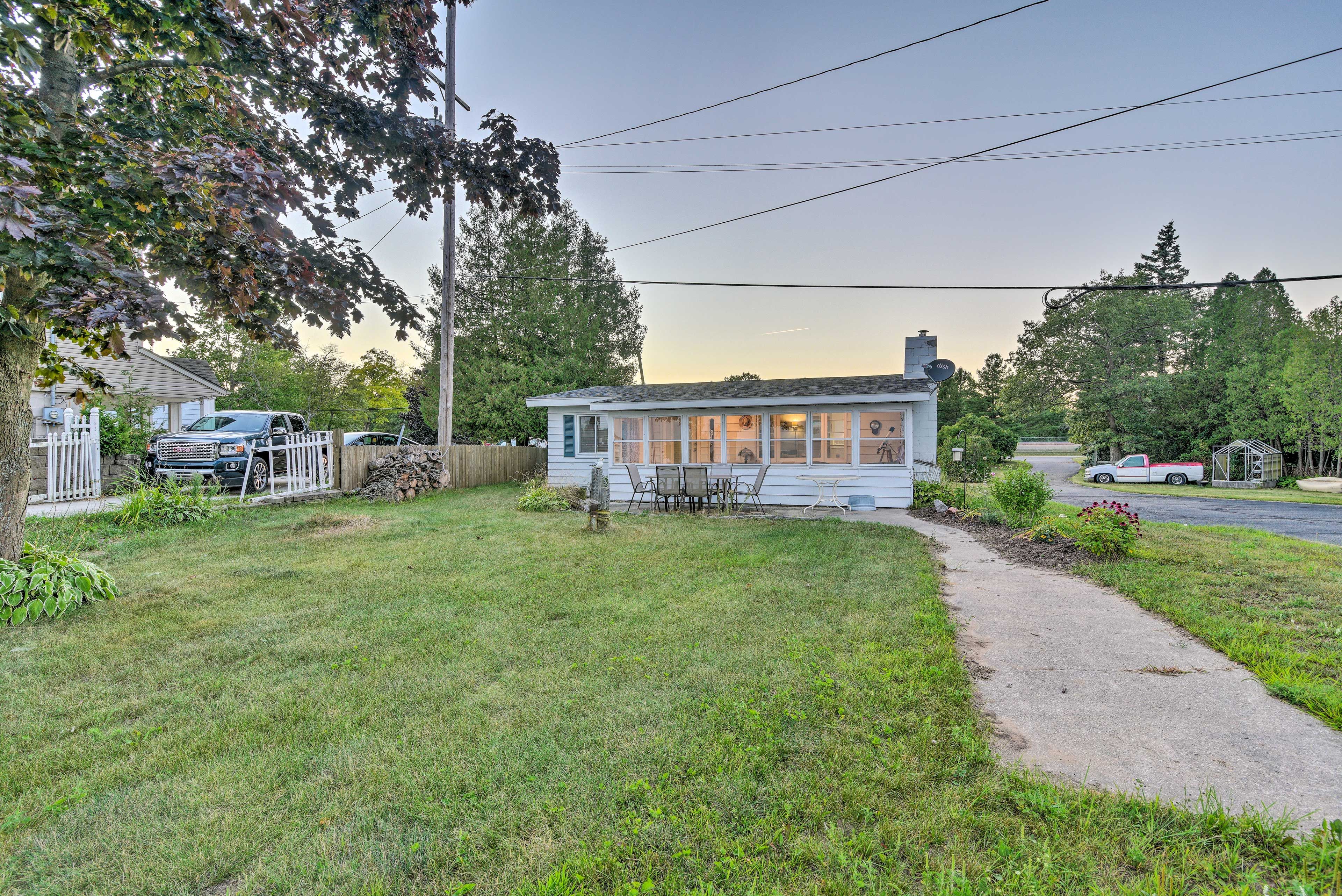East Tawas Vacation Rental | 2BR | 1BA | 720 Sq Ft | 7 Steps to Access