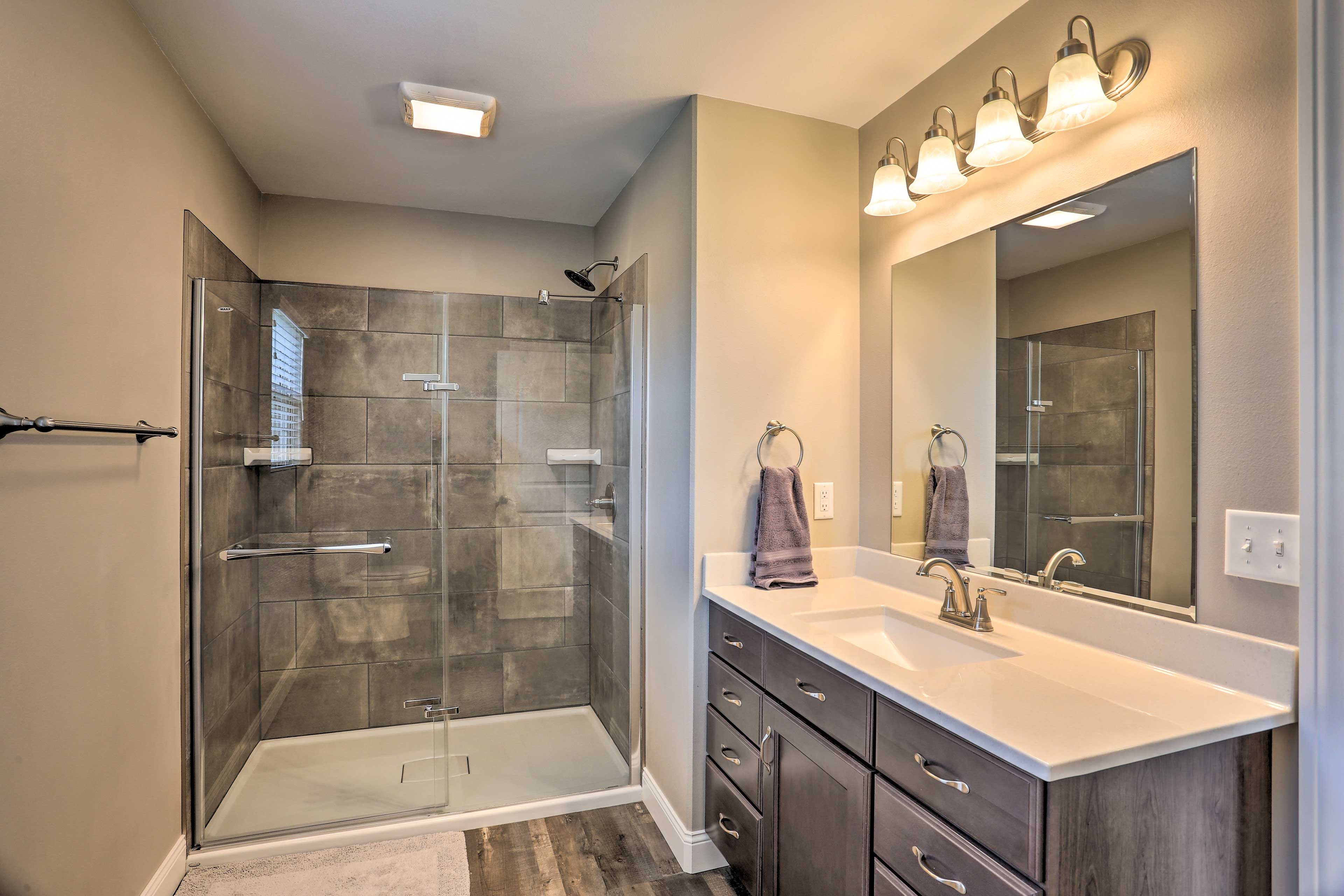 Full En-Suite Bathroom | Complimentary Toiletries