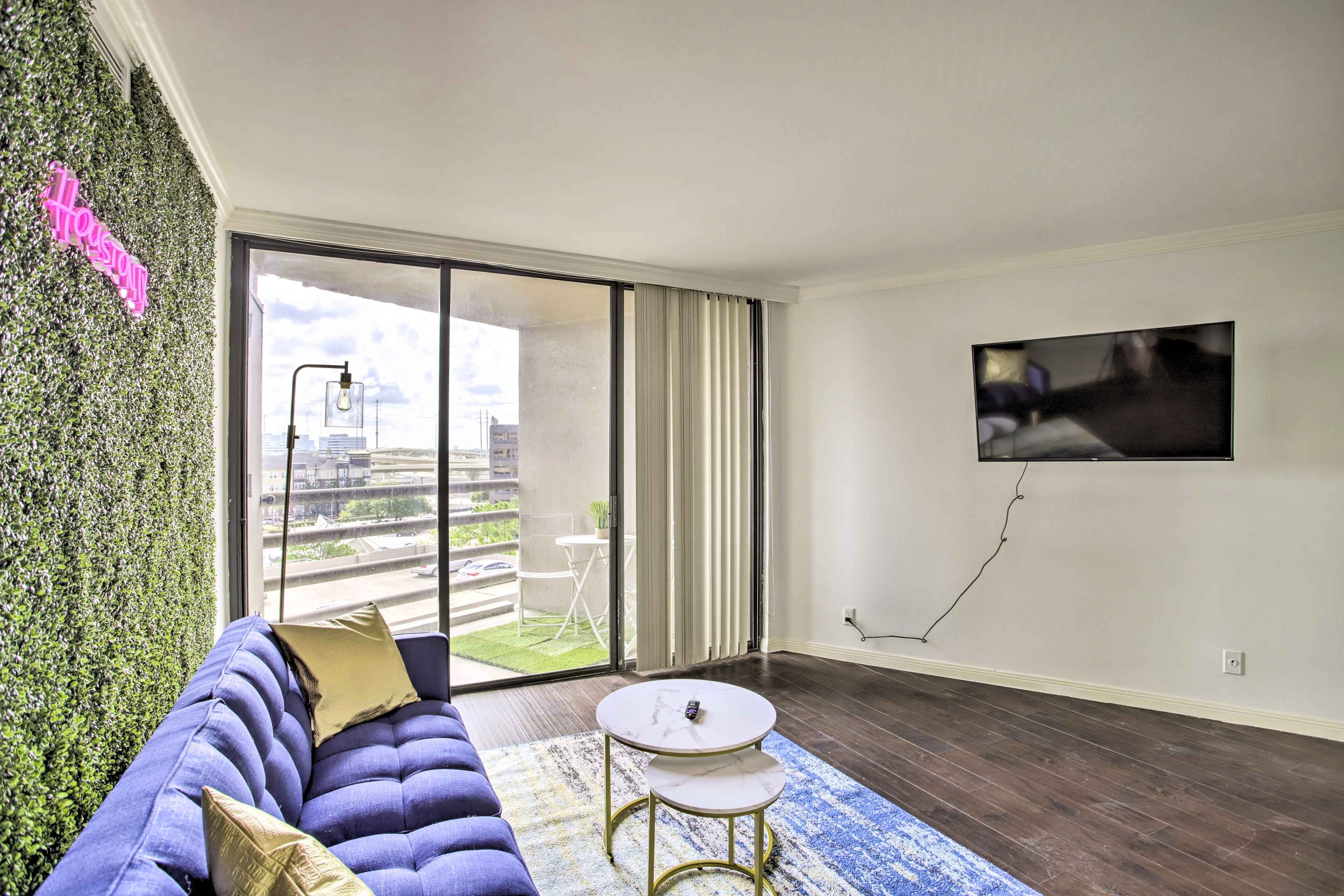 Houston Vacation Rental | 1BR | 1BA | 870 Sq Ft | Step-Free Access